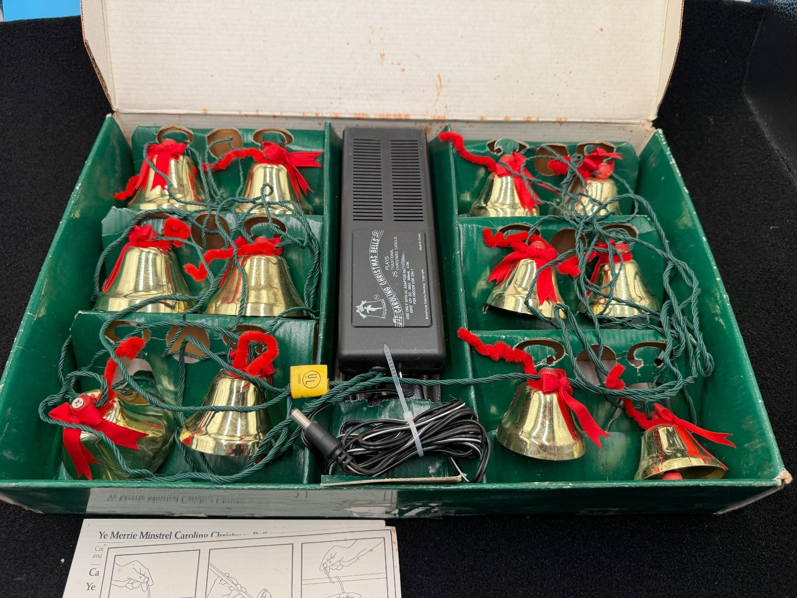 Vintage 1992 Mr. Christmas Caroling Christmas Bells-Workings w/ Orig Packaging Vintage 1992 Mr. Christmas Caroling Christmas Bells-Workings w/ Orig Packaging