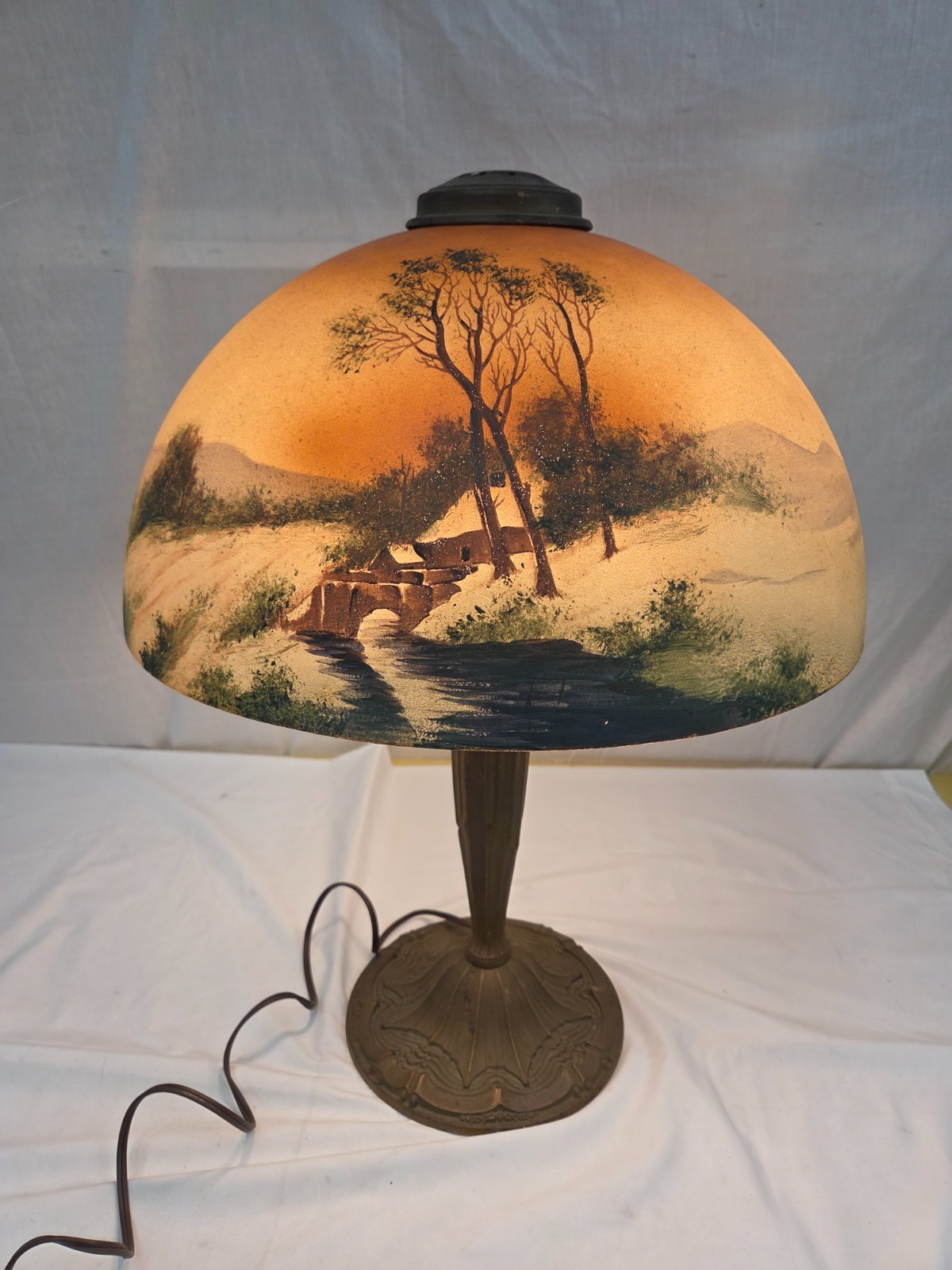 Beautiful Pittsburgh Painted River Lake  Scene Lamp - Handel Pairpoint Era