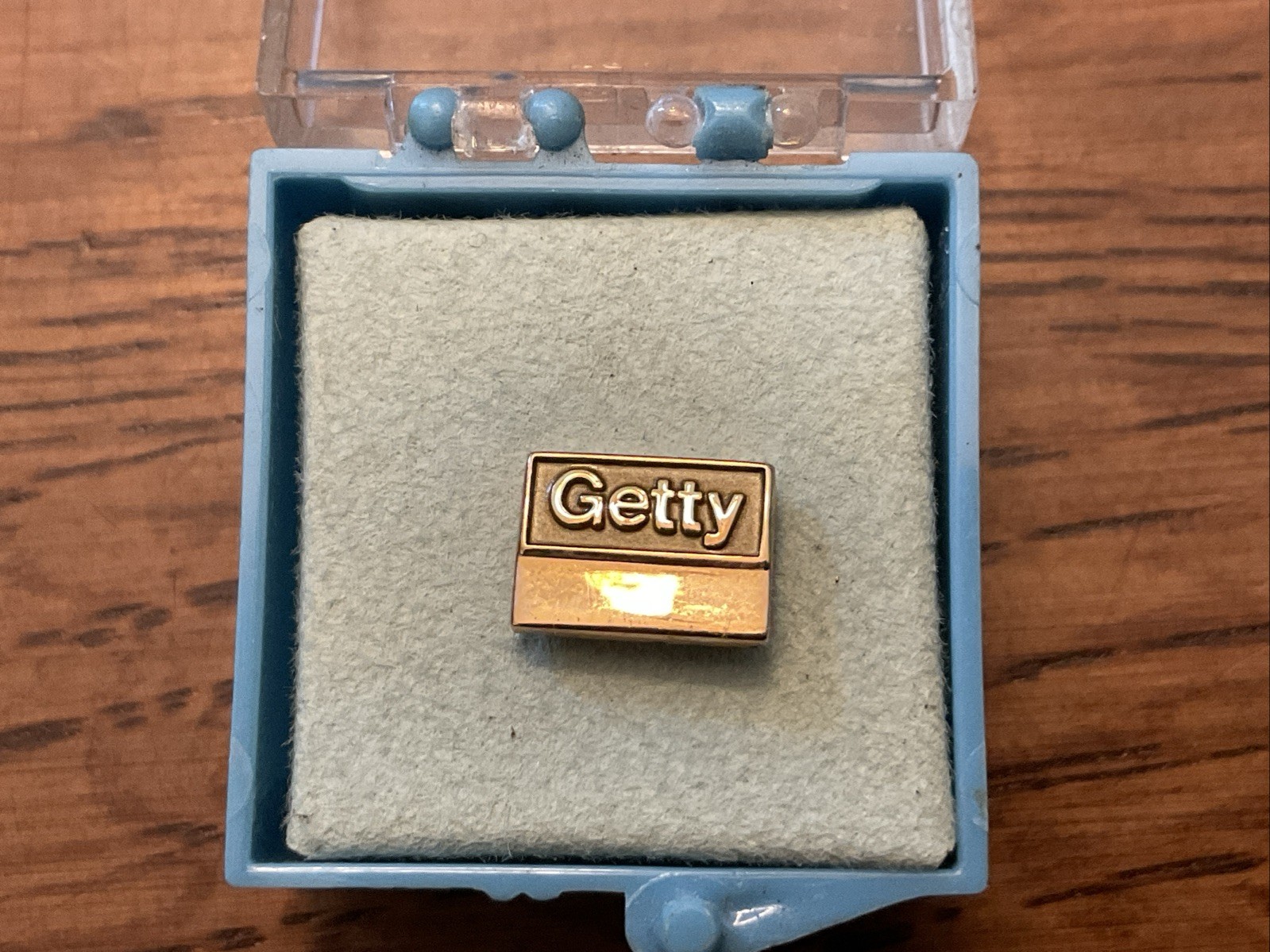 Rare Vintage 10K GOLD Getty Oil  Employee Service Award Pendant