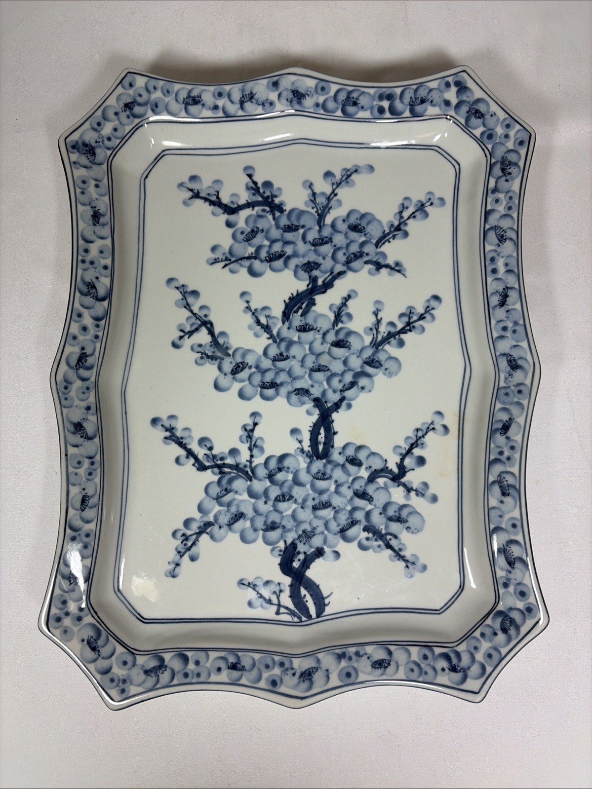 Vtg. Scalloped Edged Ceramic Blue & White Berry Motif Hand Painted Tray