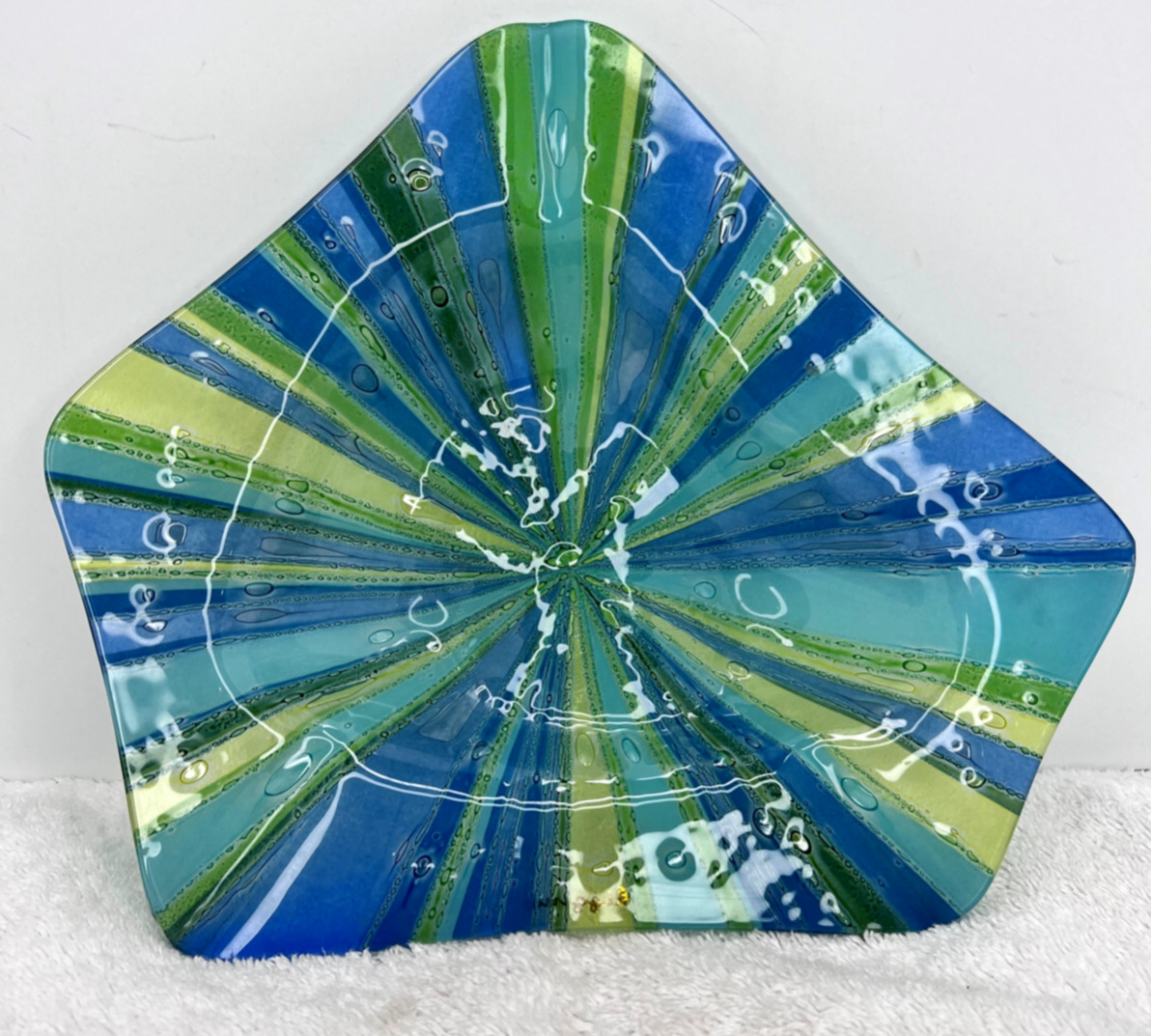 MCM Higgins 1960’s Fused Glass Ashtray in Riviera Pattern - 10\