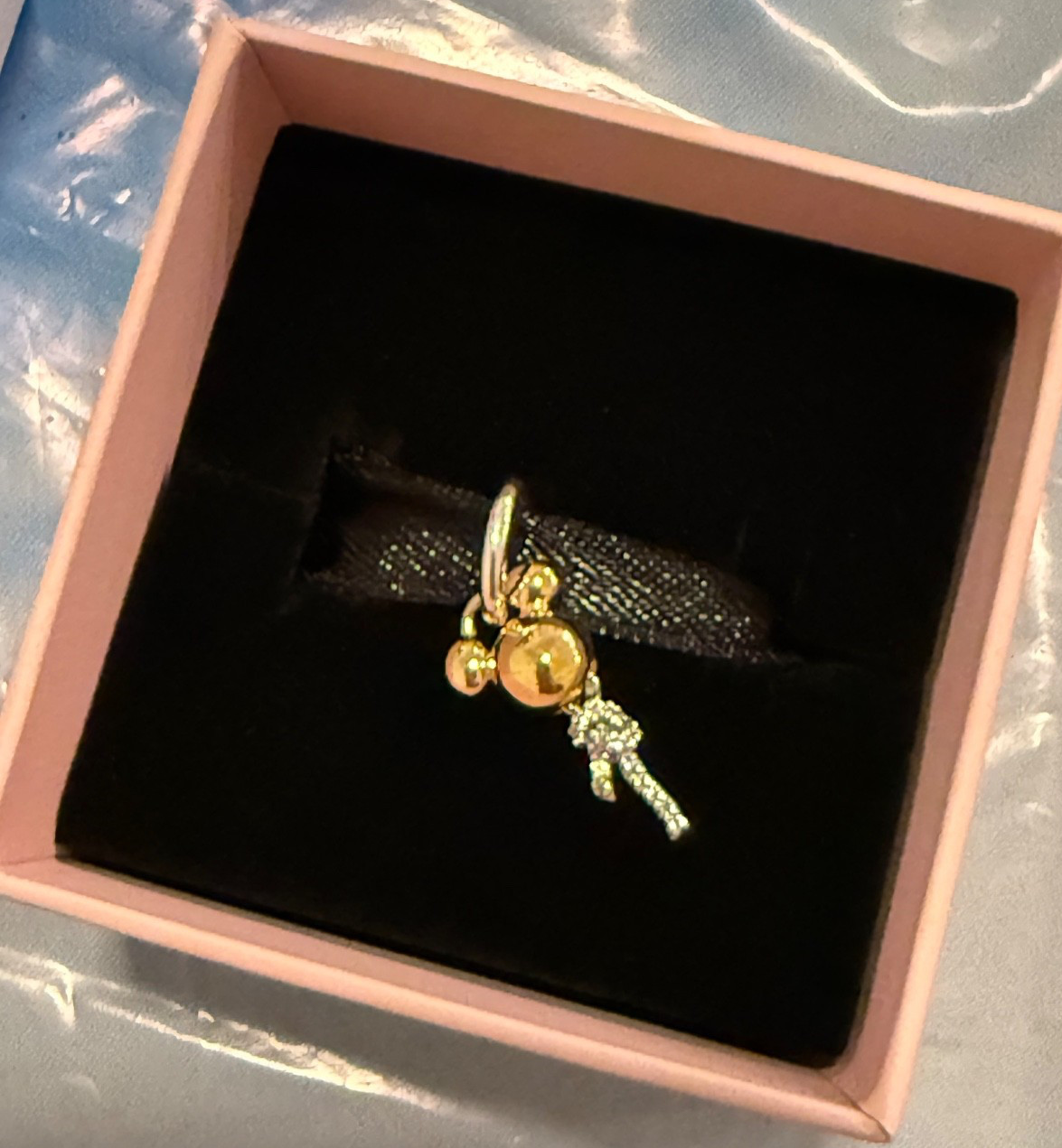2026 Disney Parks Pandora Mickey Mouse Balloon Gold Charm NEW 2026 Disney Parks Pandora Mickey Mouse Balloon Gold Charm NEW
