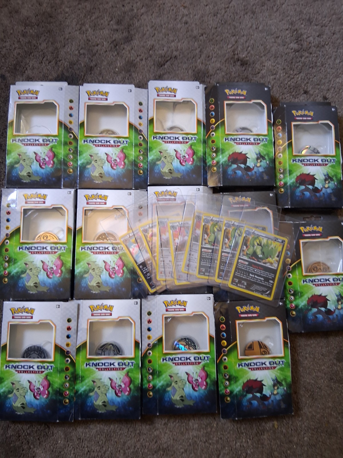 XY POKEMON KNOCK OUT BOX EMPTY QTY 14 NO CARDS