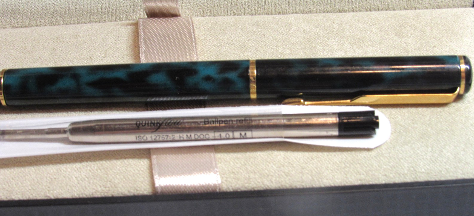 RARE Vintage Parker 88 Rialto Ballpoint Pen made in UK , MARBLE GREEN/GT-UK