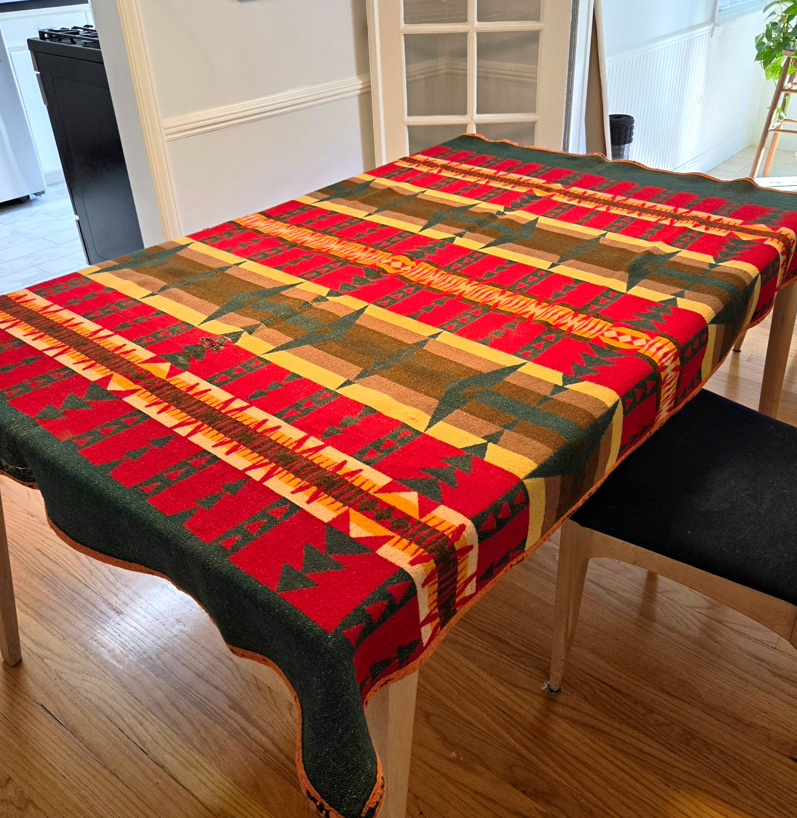 VINTAGE 1920s/30s-PENDLETON Cayuse Blanket-YAVAPAI 'TEE PEE' pattern.