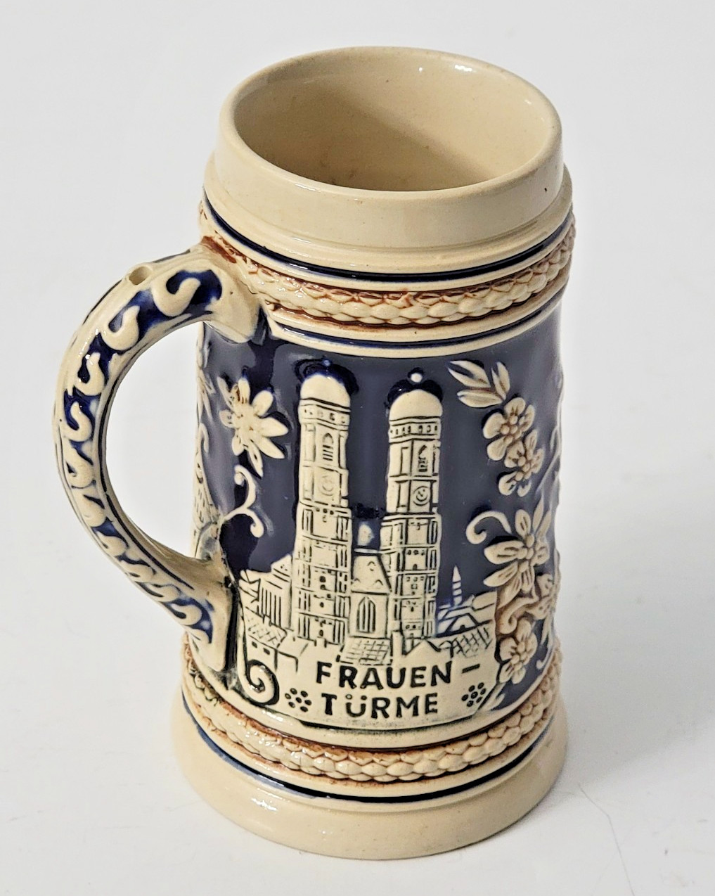 Vintage Wekara 5525 Munich Hofbrauhaus Frauen Turme Beer Stein Mug