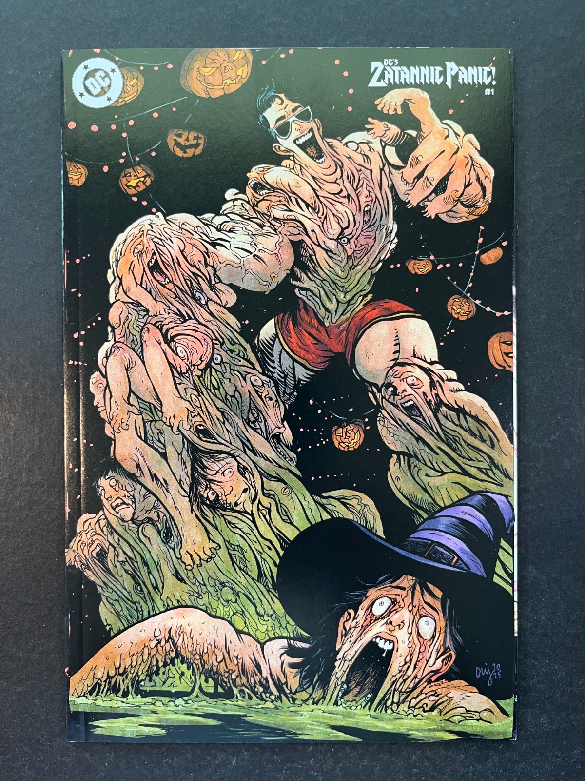 DC'S ZATANNIC PANIC #1 *NM OR BETTER* (2025) DANIEL WARREN JOHNSON VARIANT DC'S ZATANNIC PANIC #1 *NM OR BETTER* (2025) DANIEL WARREN JOHNSON VARIANT