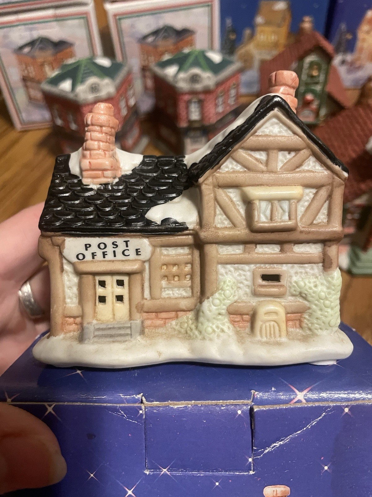 VTG 1992/93 Porcelain Bisque Miniature Olde Town \