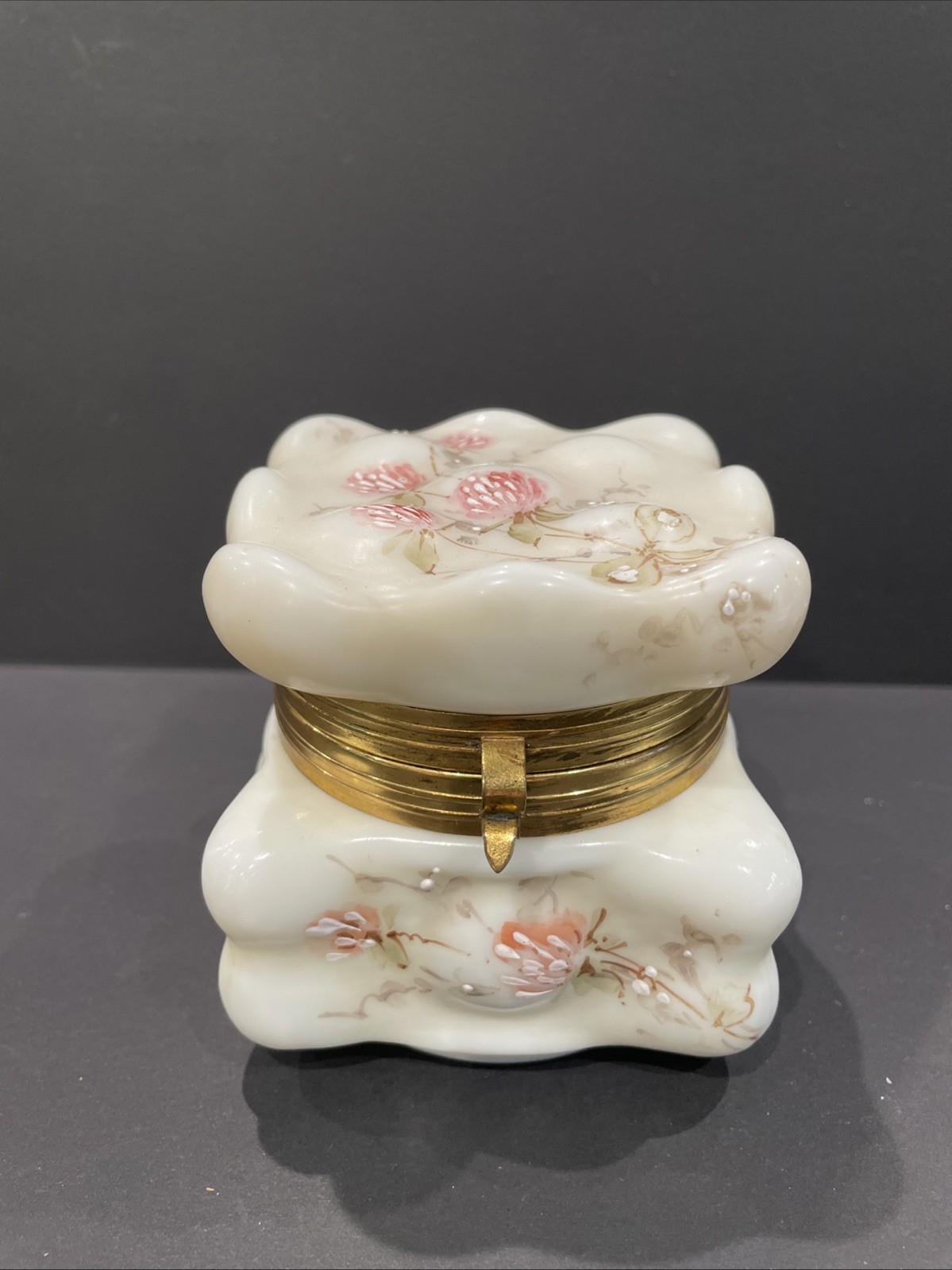 ANTIQUE C. F. MONROE WAVE CREST WAVECREST 3
