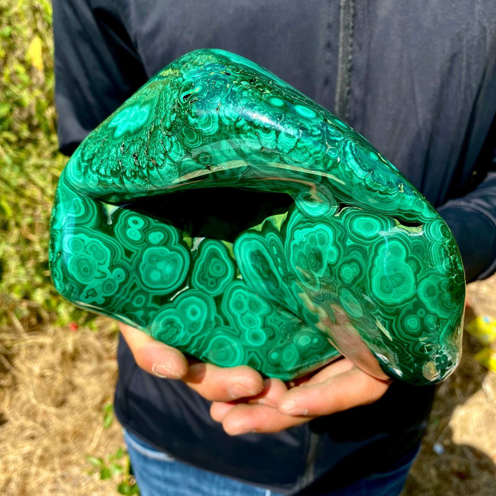 5.7LB  Natural luster peacock rock cluster rough mineral sample