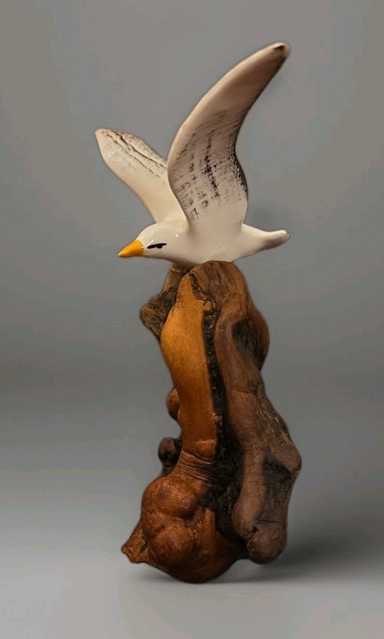 VTG Cardee West Hand Painted Ceramic Seagull Driftwood Figurine 6