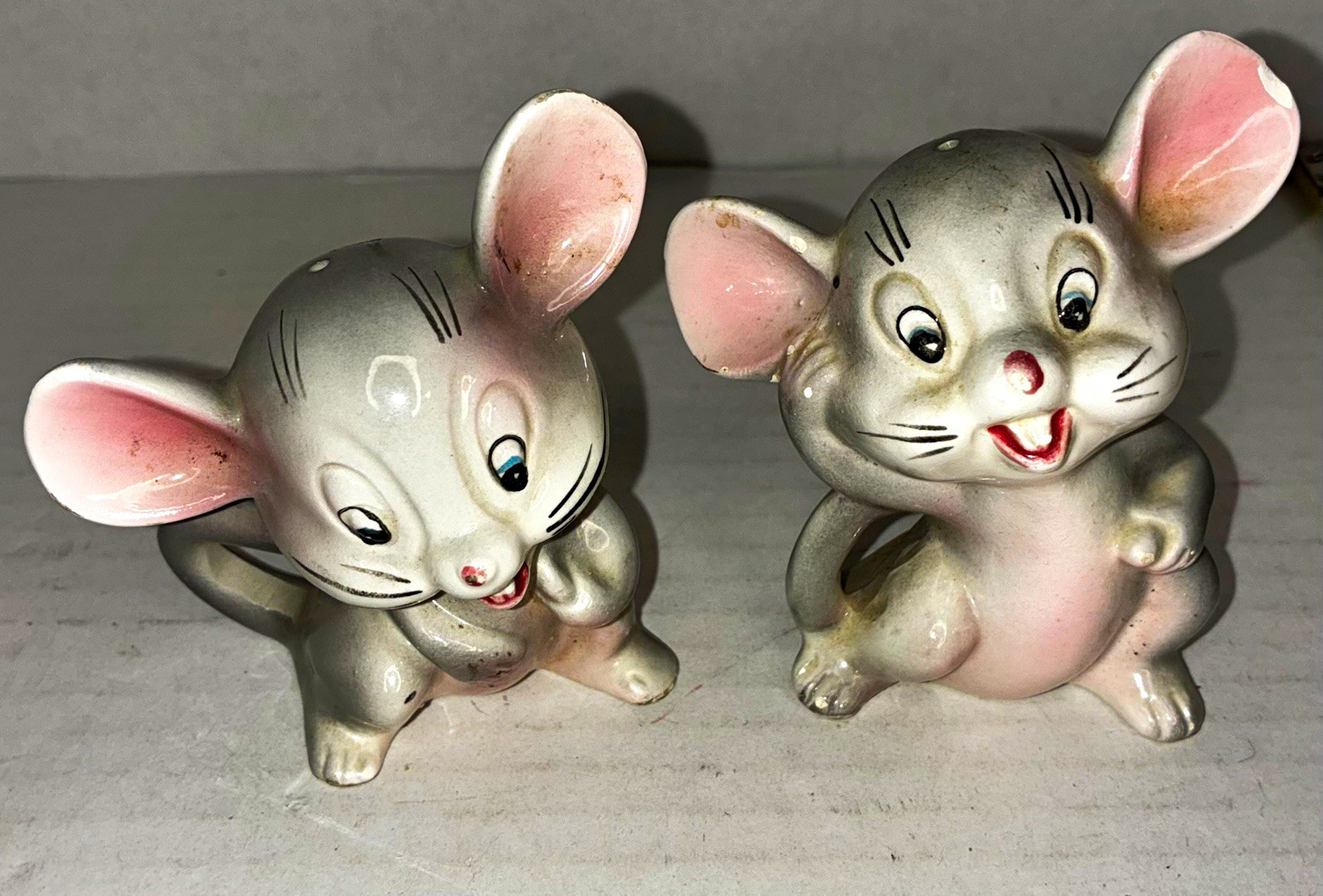 Vintage 1950s ArtMark Mouse Salt & Pepper  Shaker Mice Pair Japan Kitschy