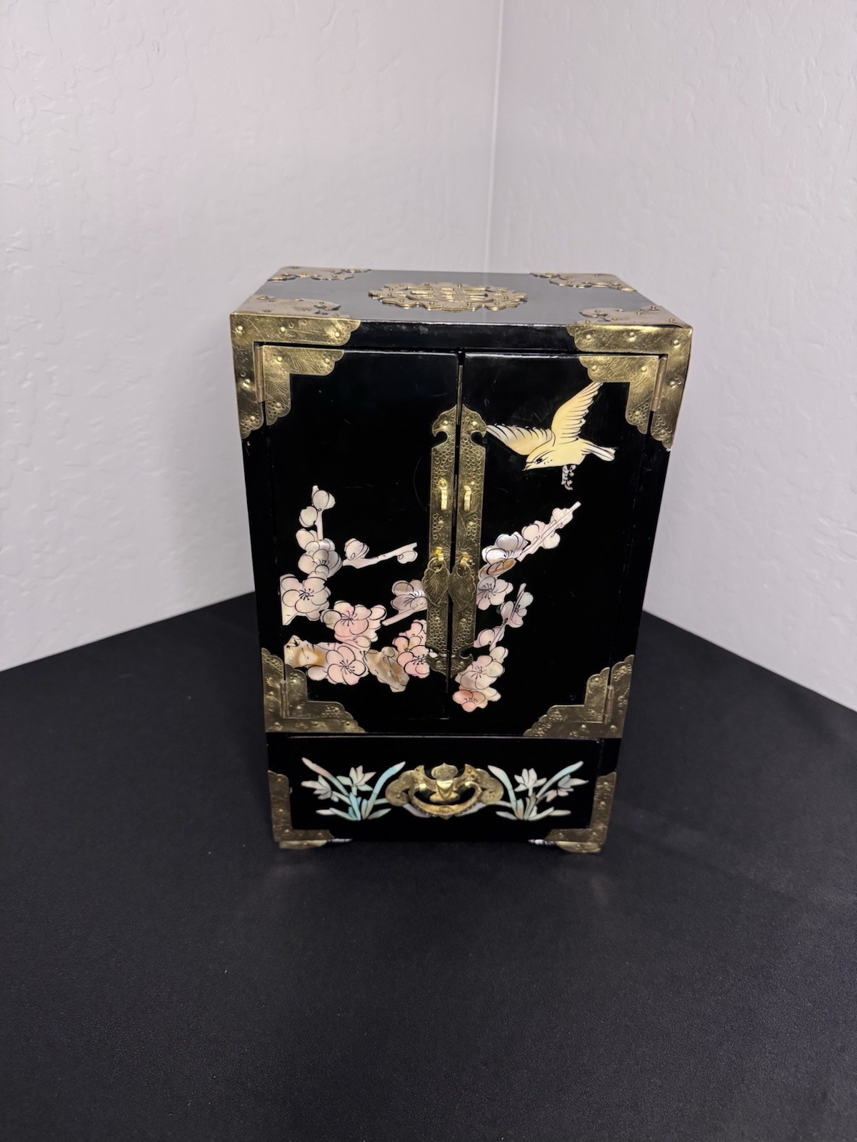 Vintage Chinese Black Lacquer Jewelry Box Cabinet Mother of Pearl Inlay Brass