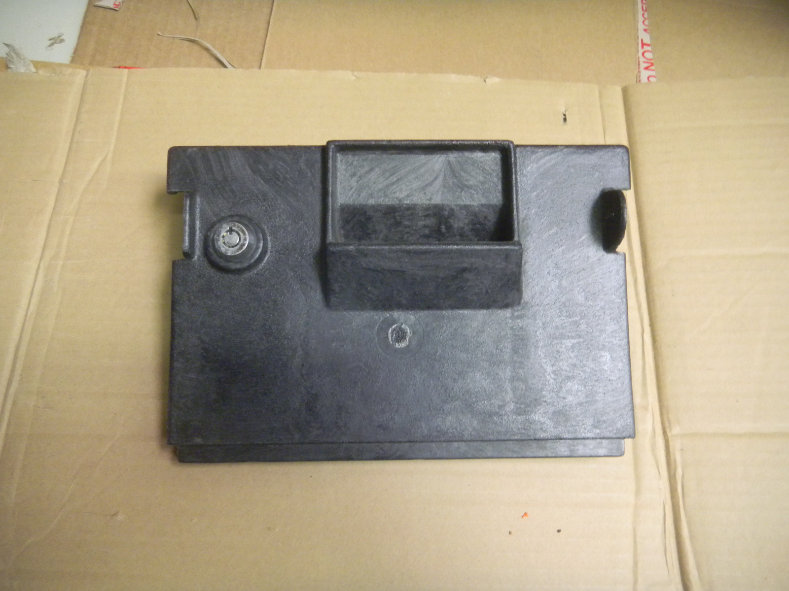 vintage POOL TABLE AIR HOCKEY FOOSBALL ? UNKOWN COIN DOOR USED UNTESTED c81
