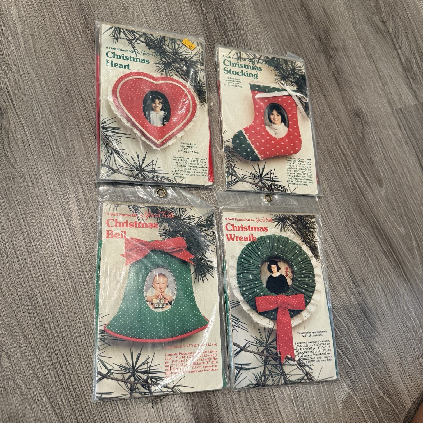 VTG NEW Yours Truly A Soft Frame Kit Christmas Stocking Wreath Holiday Set Of 4