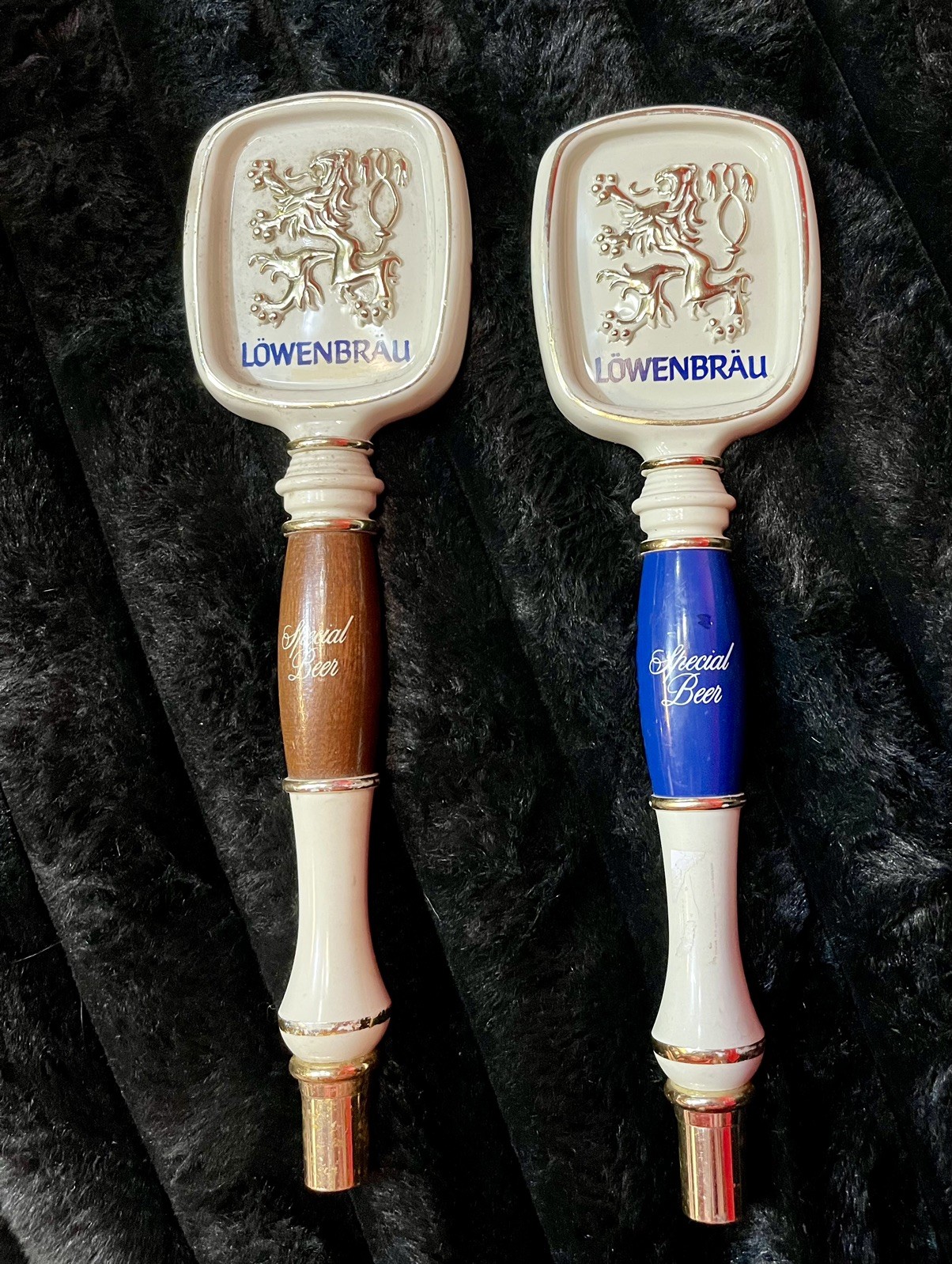 2 Lowenbrau Beer Tap Handles Bar Top Draft Brewing Vintage Lion Large Bier