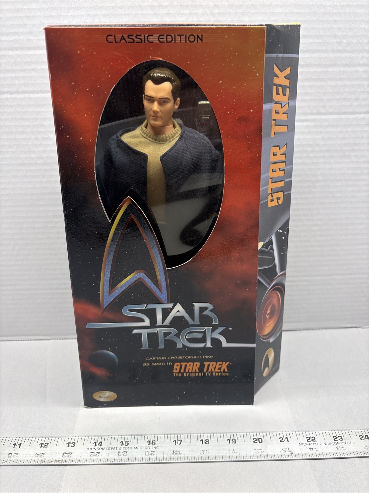 Playmates Classic Edition Star Trek Captain Christopher Pike NIB 1999