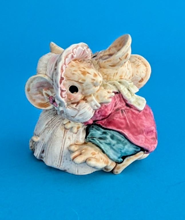 Vintage 1991 Ganz LITTLE CHEESERS Mouse Figurine 05317-Couple Dancing