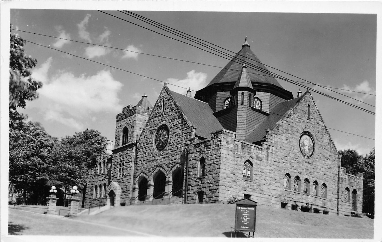 H82/ Apollo Pennsylvania RPPC Postcard c1930s Church Building 171