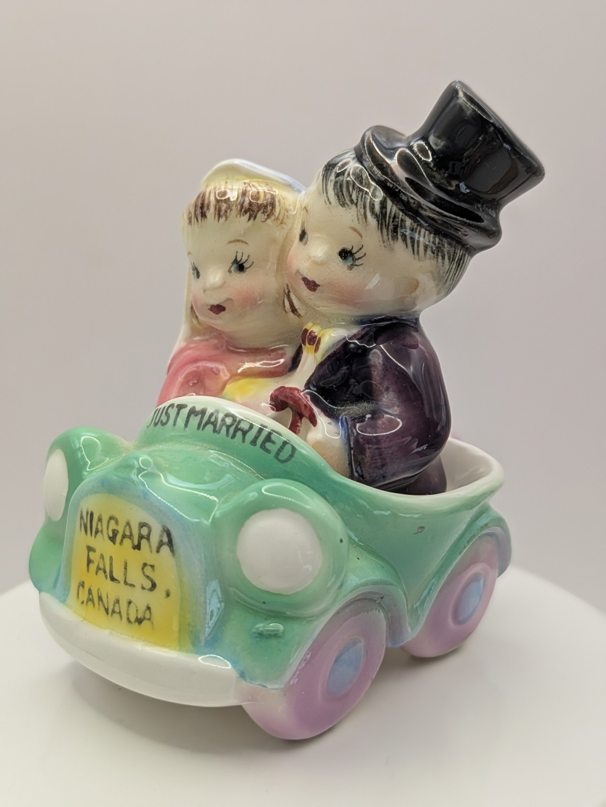 Vintage Just Married Couple Salt And Pepper Shakers Niagara Falls Made In Japan Vintage Just Married Couple Salt And Pepper Shakers Niagara Falls Made In Japan