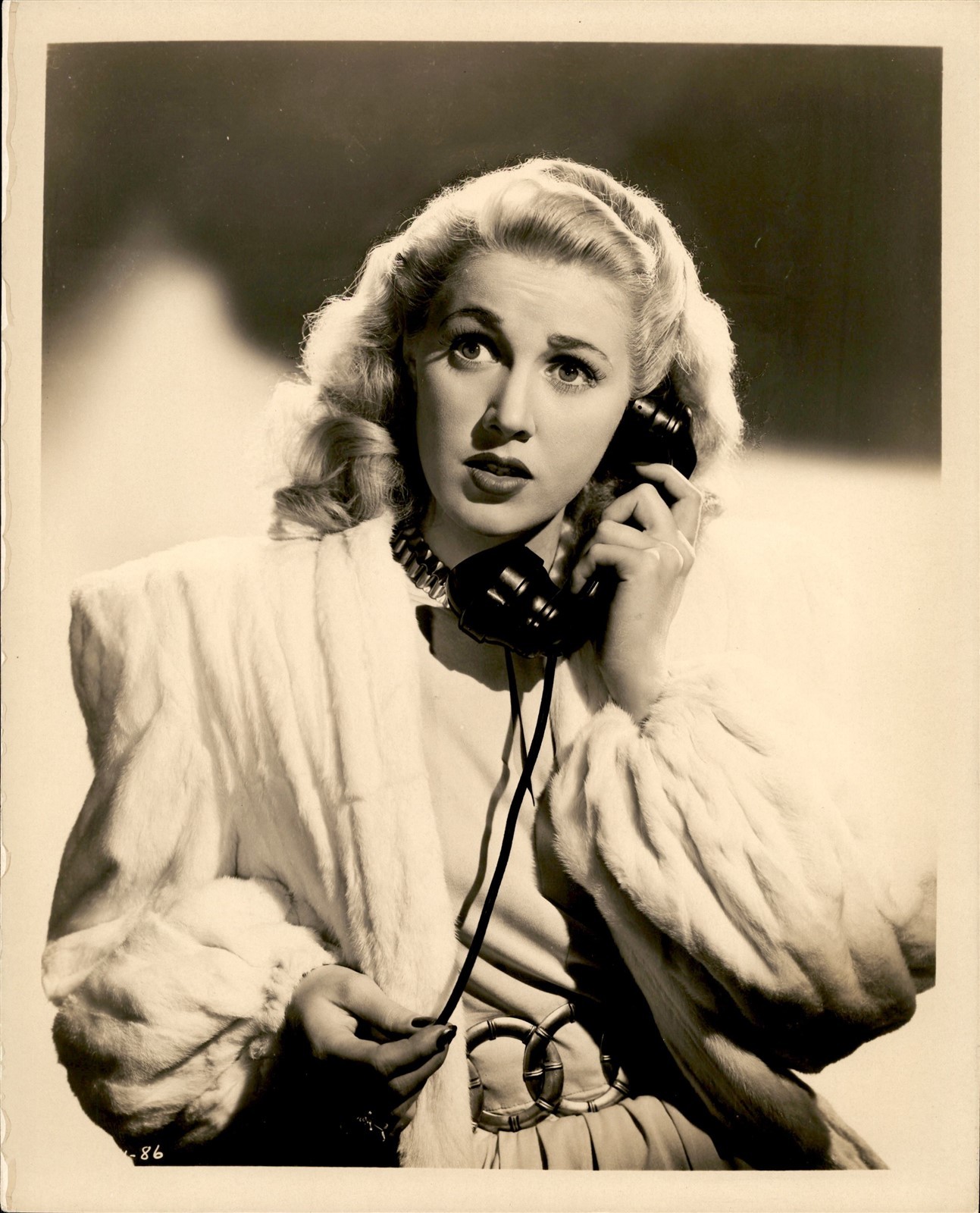 CGE60 Original Photo AUDREY LONG ON THE PHONE 1940s BEAUTIFUL BLONDE ACTRESS CGE60 Original Photo AUDREY LONG ON THE PHONE 1940s BEAUTIFUL BLONDE ACTRESS