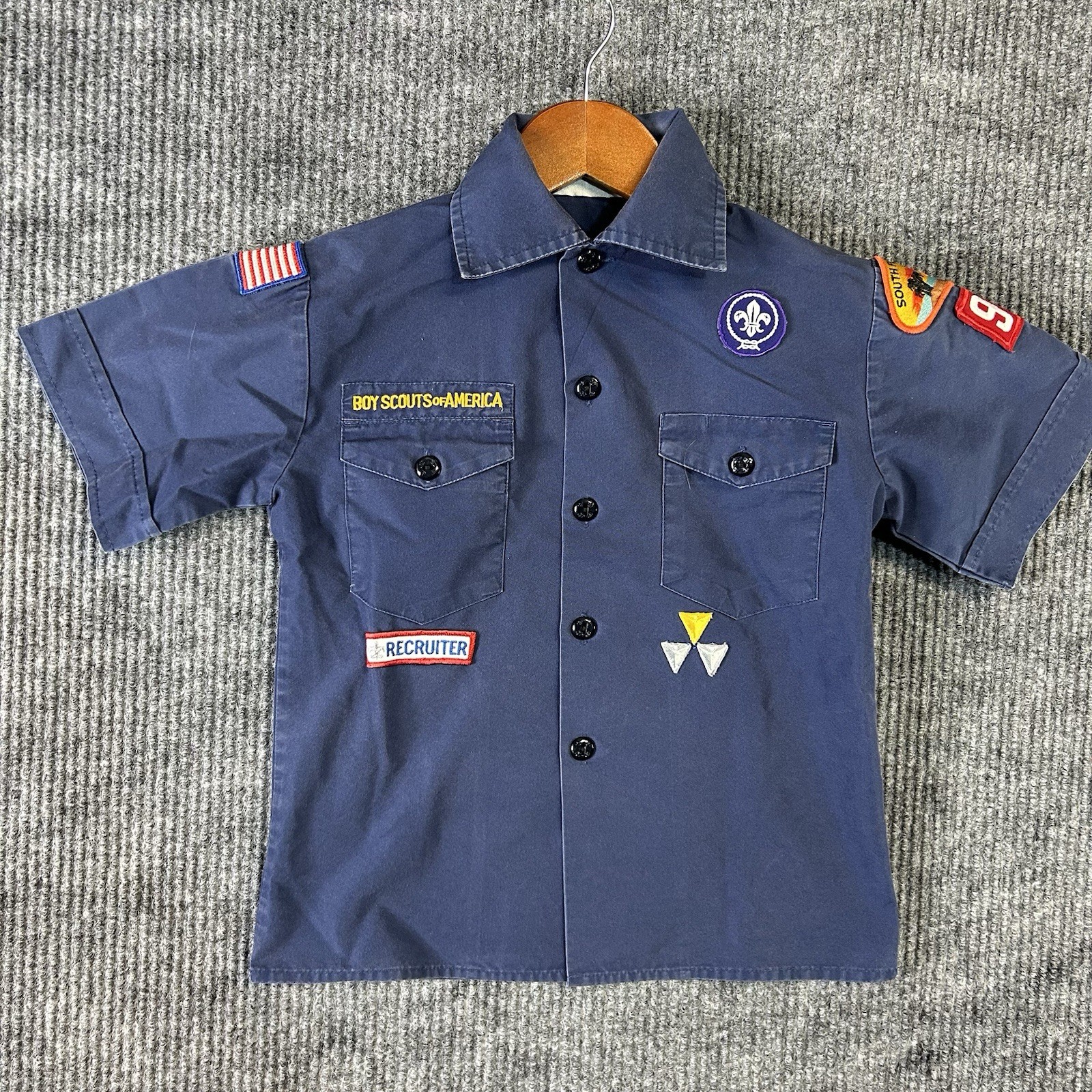 Vintage Boy Scouts Shirt Youth Small BSA Troop Patches Blue