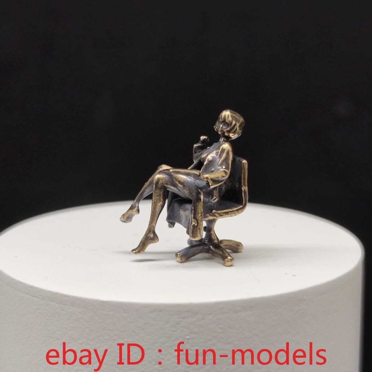 Brass Female Doctor White Coat Goddess 1:64 Doll Model Micro Scale Figure