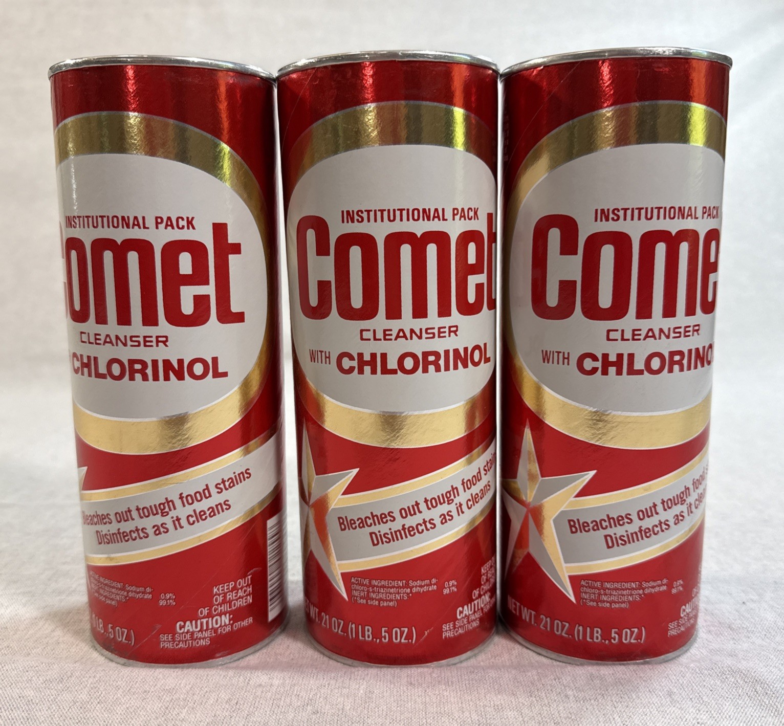 3 COMET CLEANSER Super Chlorinol Disinfects Red LABEL Unopened Vintage Made USA 3 COMET CLEANSER Super Chlorinol Disinfects Red LABEL Unopened Vintage Made USA