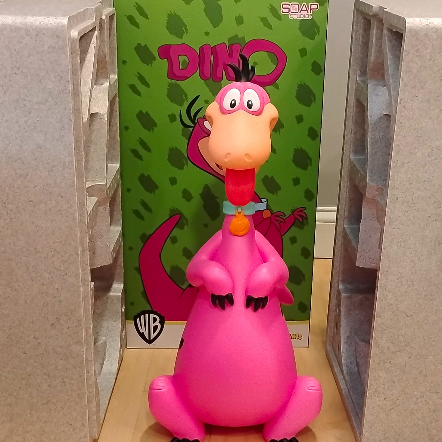 SOAP STUDIO The Flintstones Dino Large Vinyl Figure Brand New In US