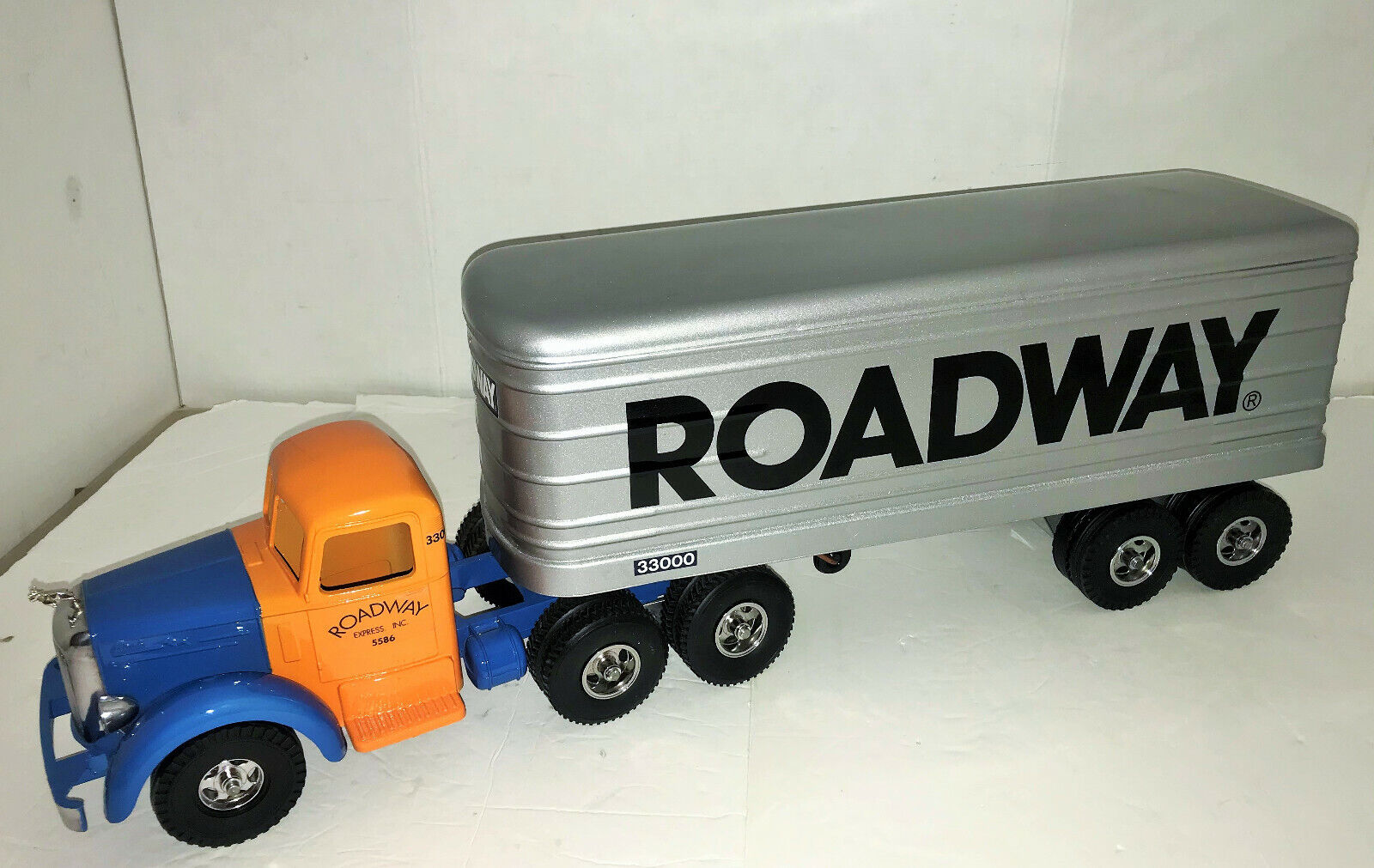  Custom Smith Miller L Mack Dual Axle Roadway Express Tractor & Trailer 1/16
