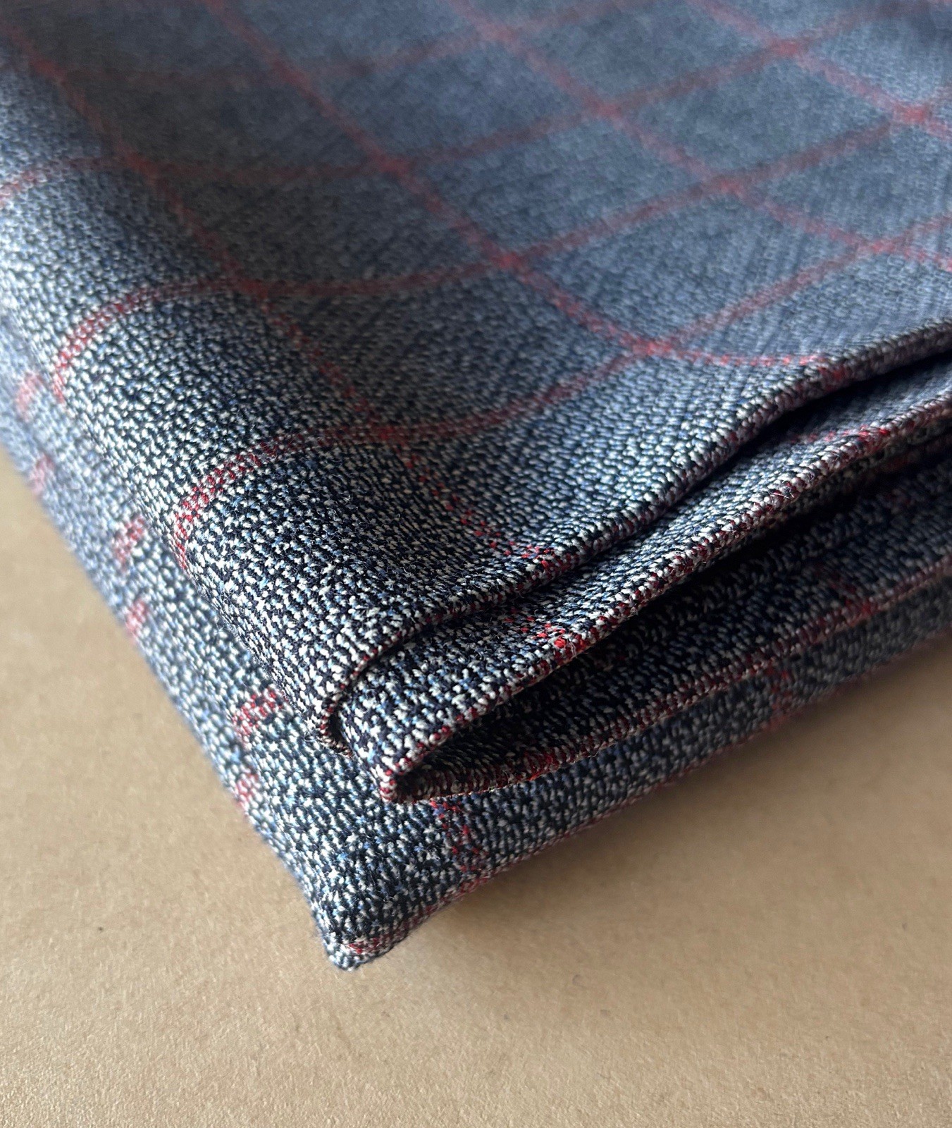 Vintage Deadstock English Wool Suiting Fabric Windowpane BlueGray & Red 3.5yd ••
