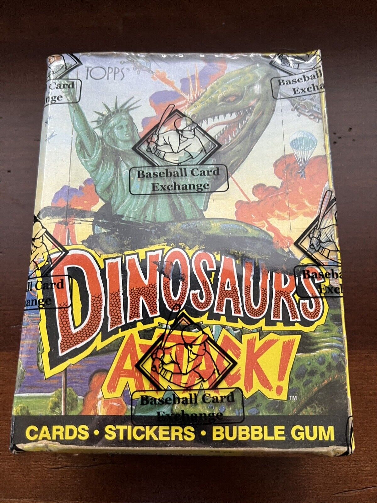 1988 Topps Dinosaurs Attack Wax Pack BBCE authenticated 