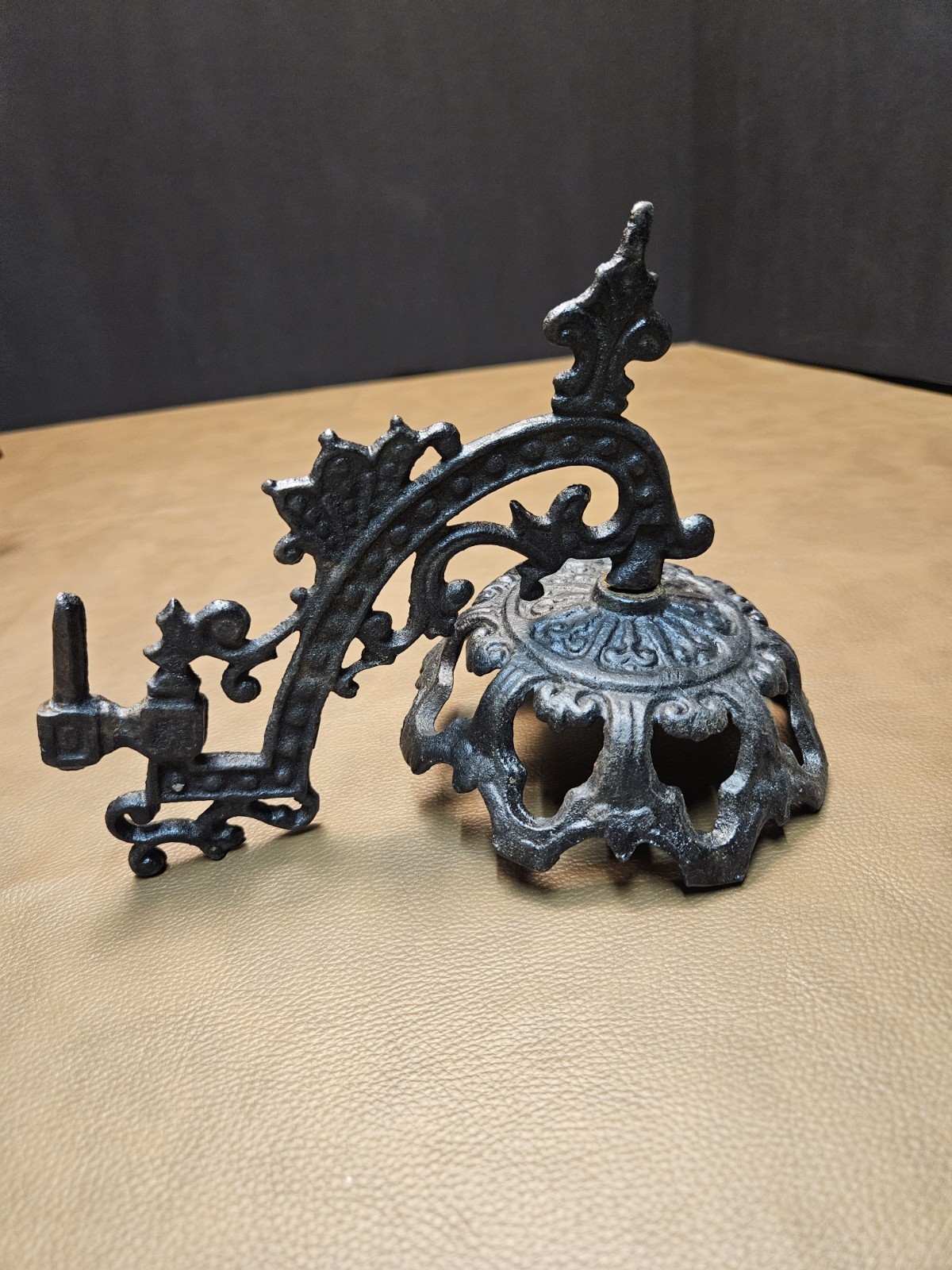 Vintage Victorian Cast Iron Oil Lamp Holder Arm - Clean Excellent condition 