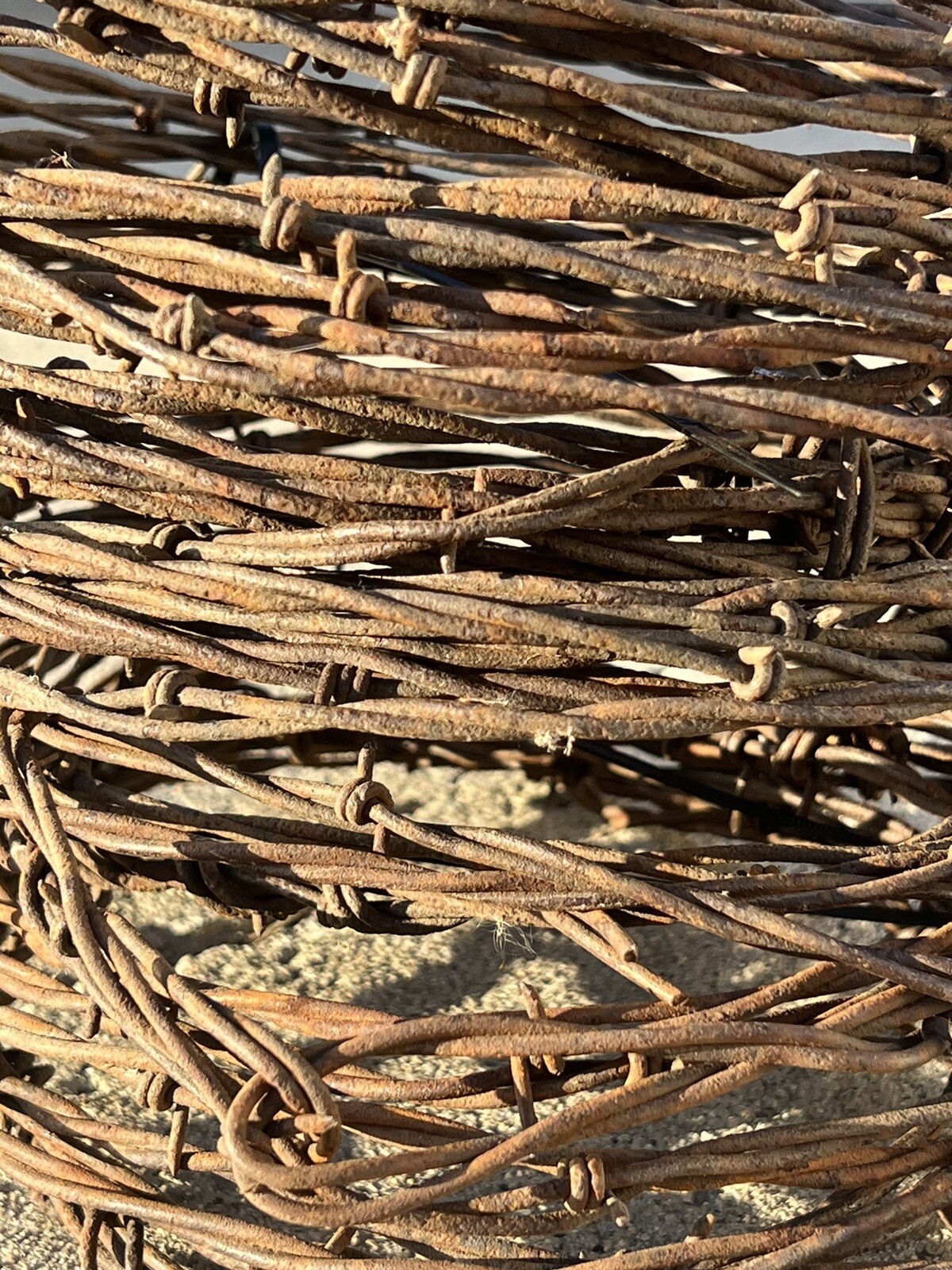 Authentic Rusty Barb Wire 12.5 Feet. Sharp old rustic look for crafting decor. Authentic Rusty Barb Wire 12.5 Feet. Sharp old rustic look for crafting decor.