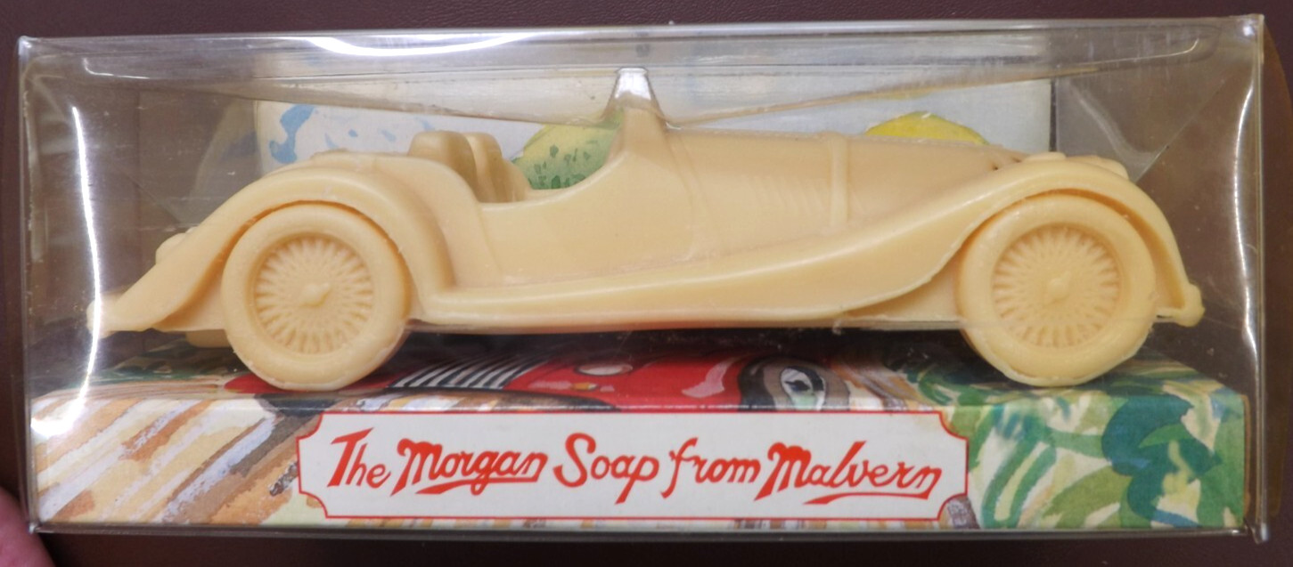 VTG. MORGAN MOTOR COMPANY PLUS EIGHT SPORTS CAR SOAP AUTOMOBILE MALVERN ENGLAND VTG. MORGAN MOTOR COMPANY PLUS EIGHT SPORTS CAR SOAP AUTOMOBILE MALVERN ENGLAND