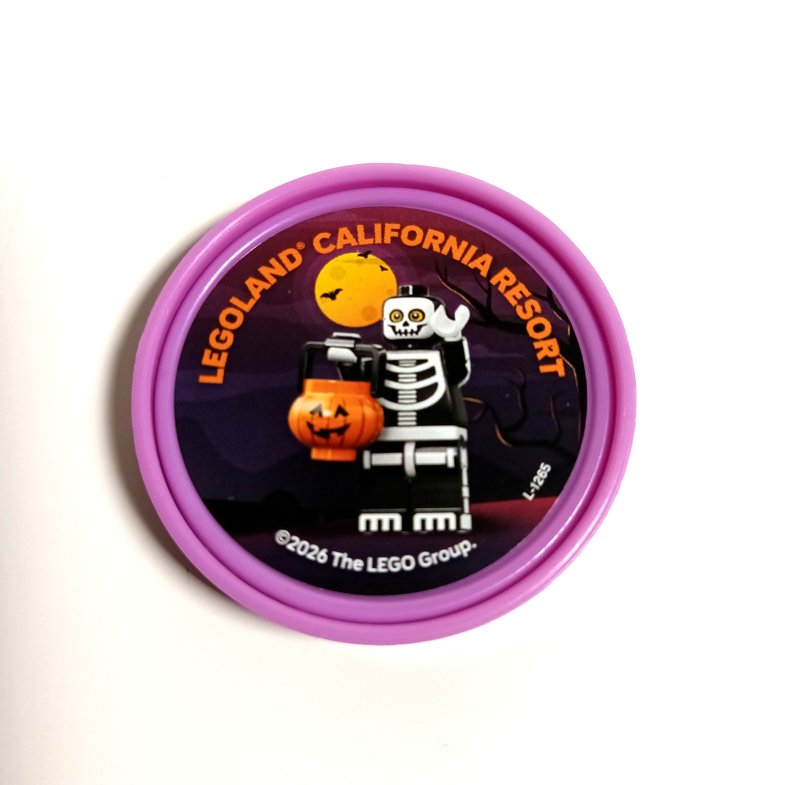 Legoland California Resort 2026 Halloween Pop Badge Lego Skeleton Brick or Treat Legoland California Resort 2026 Halloween Pop Badge Lego Skeleton Brick or Treat