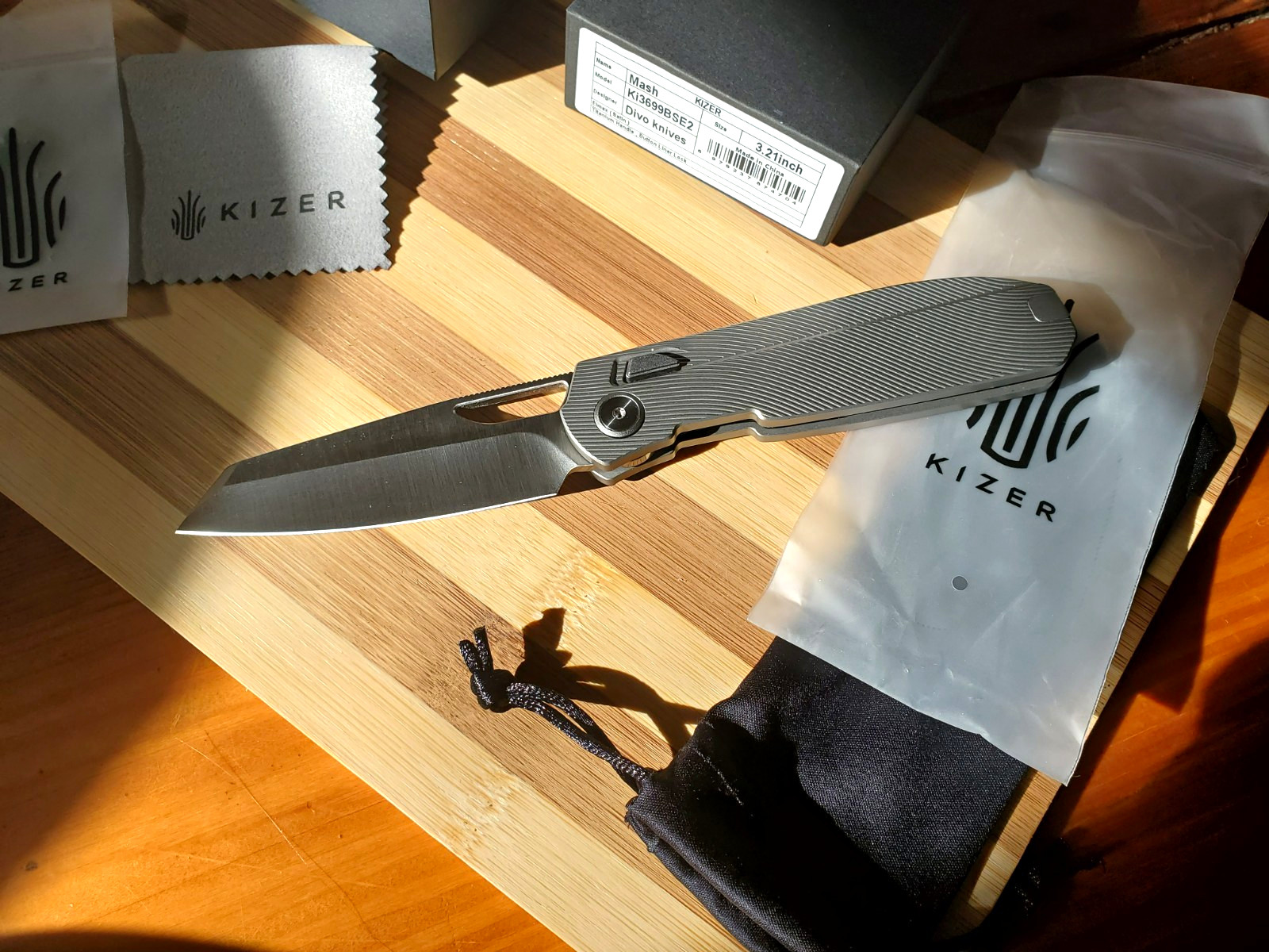Kizer Divo Mash Ki3699B2 Elmax Titanium White Mountain Knives Exclusive 154/200