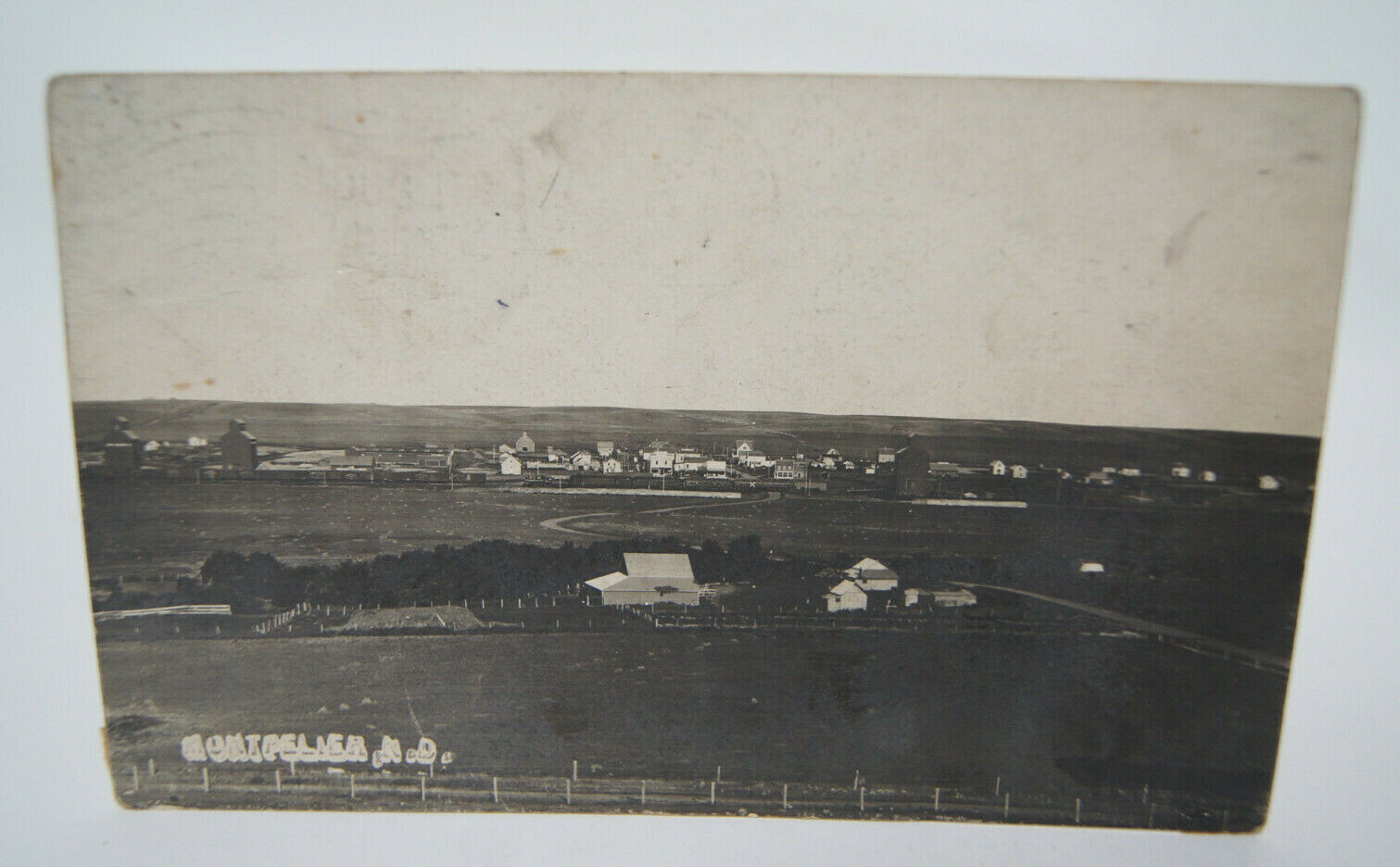 c.1916 Montpelier Norht Dakota Farm Country Scene B& White Vintage Postcard RPPC