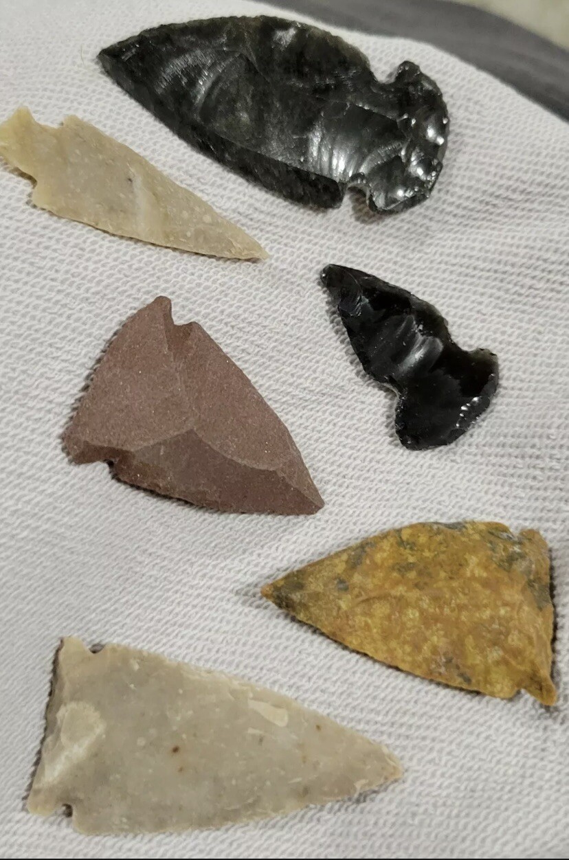 5 Authentic Ancient Indian Arrowheads \