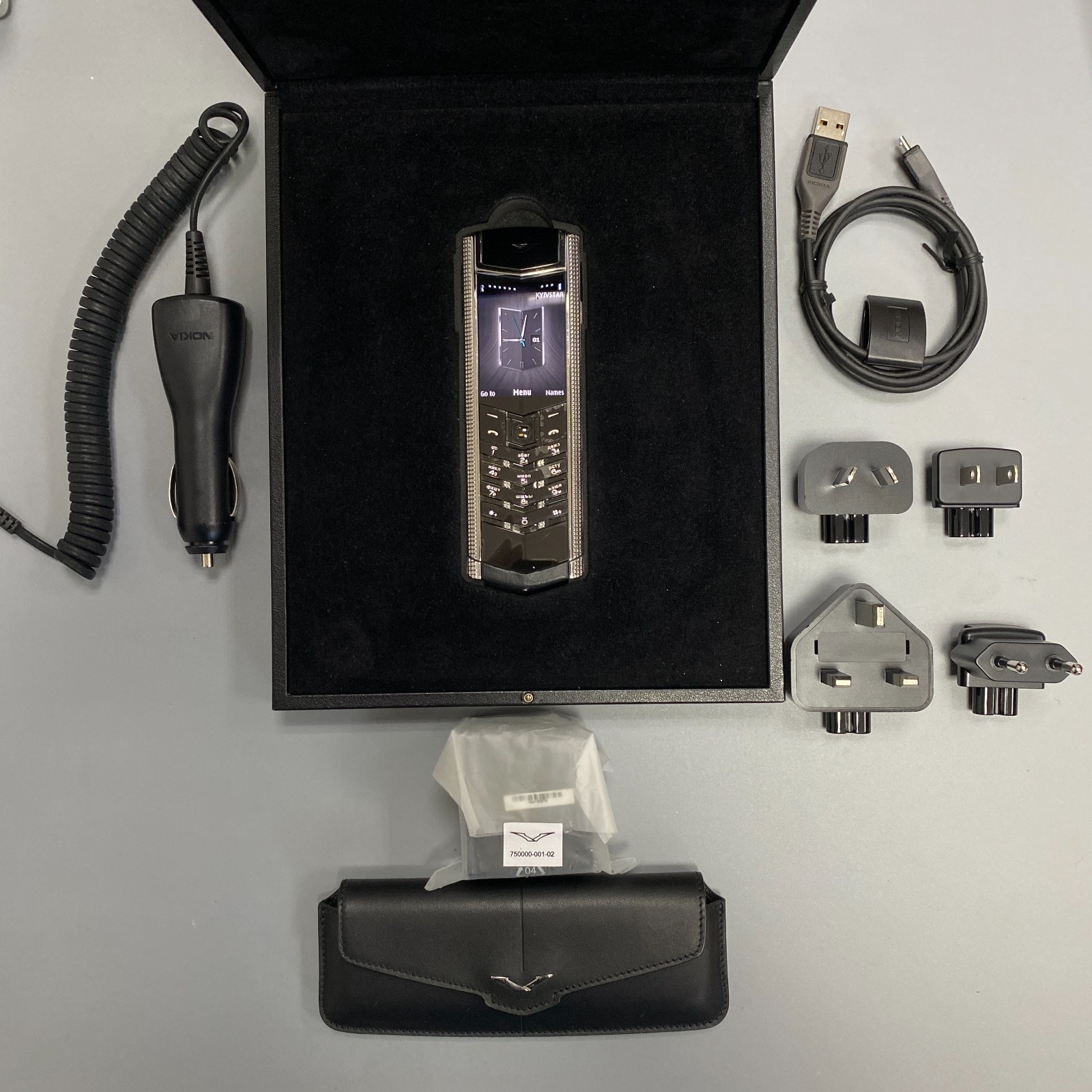Vertu Signature S – Clous de Paris | Genuine Luxury Handset | Fully Working