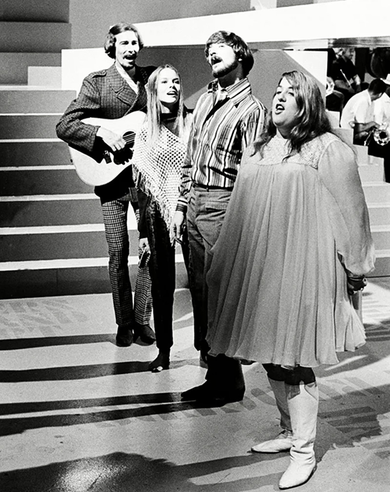 THE MAMAS AND THE PAPAS BAND 1966 8