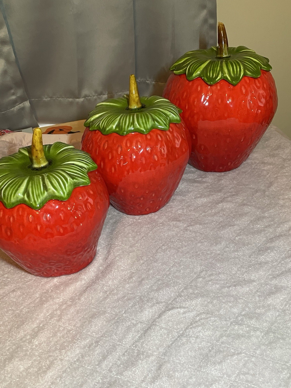 Vtg. Set of 3 California Pottery Strawberries Ceramic Cookie Jars, See Descrip. 