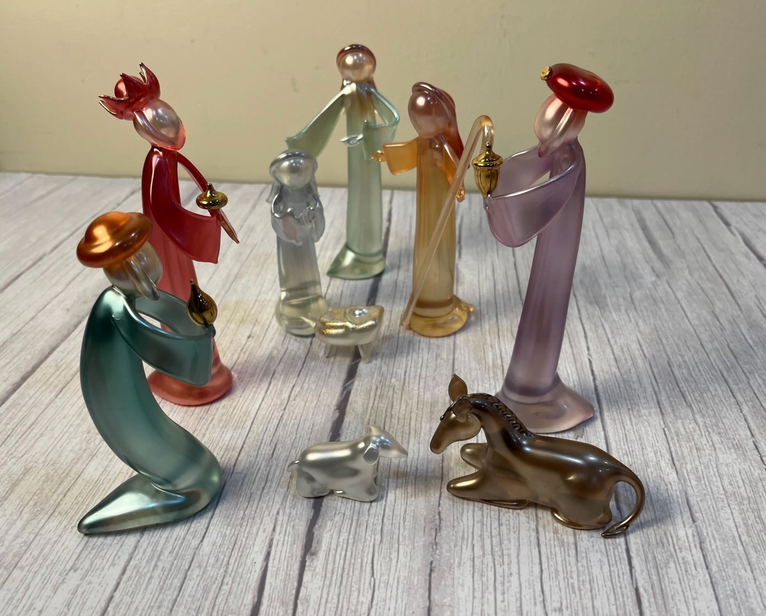 Murano Seguso Style Opalescent Blown Glass 9-Piece Nativity Scene NIB Flaw