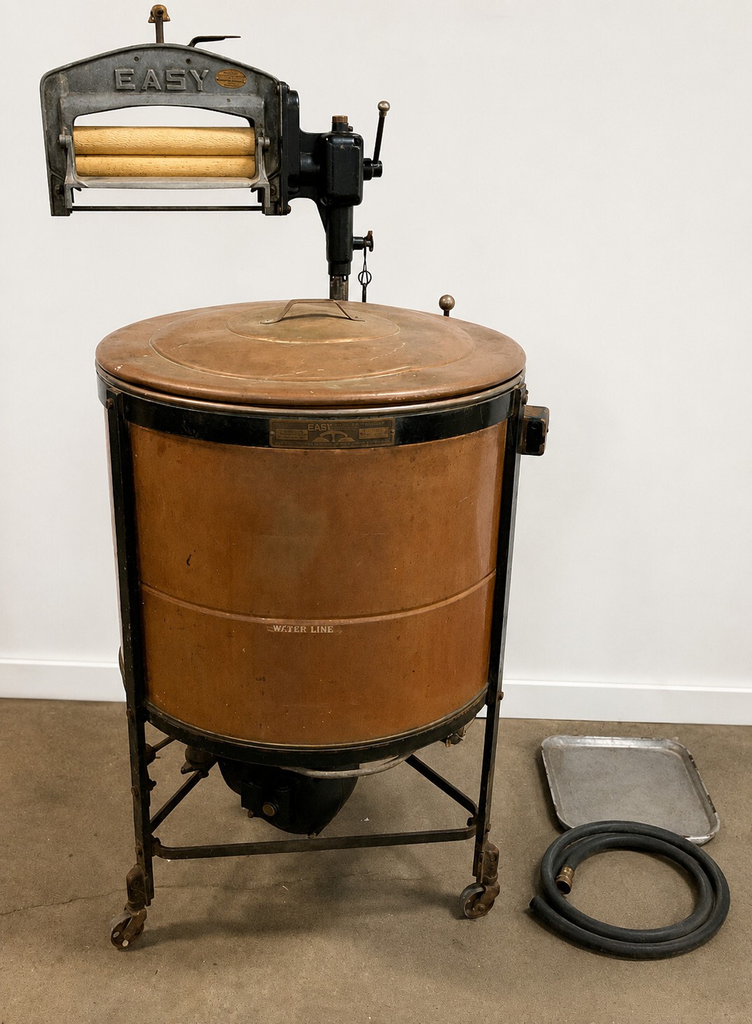 Antique Easy Vacuum Electric Washer Model M Copper Tub Wringer Syracuse
