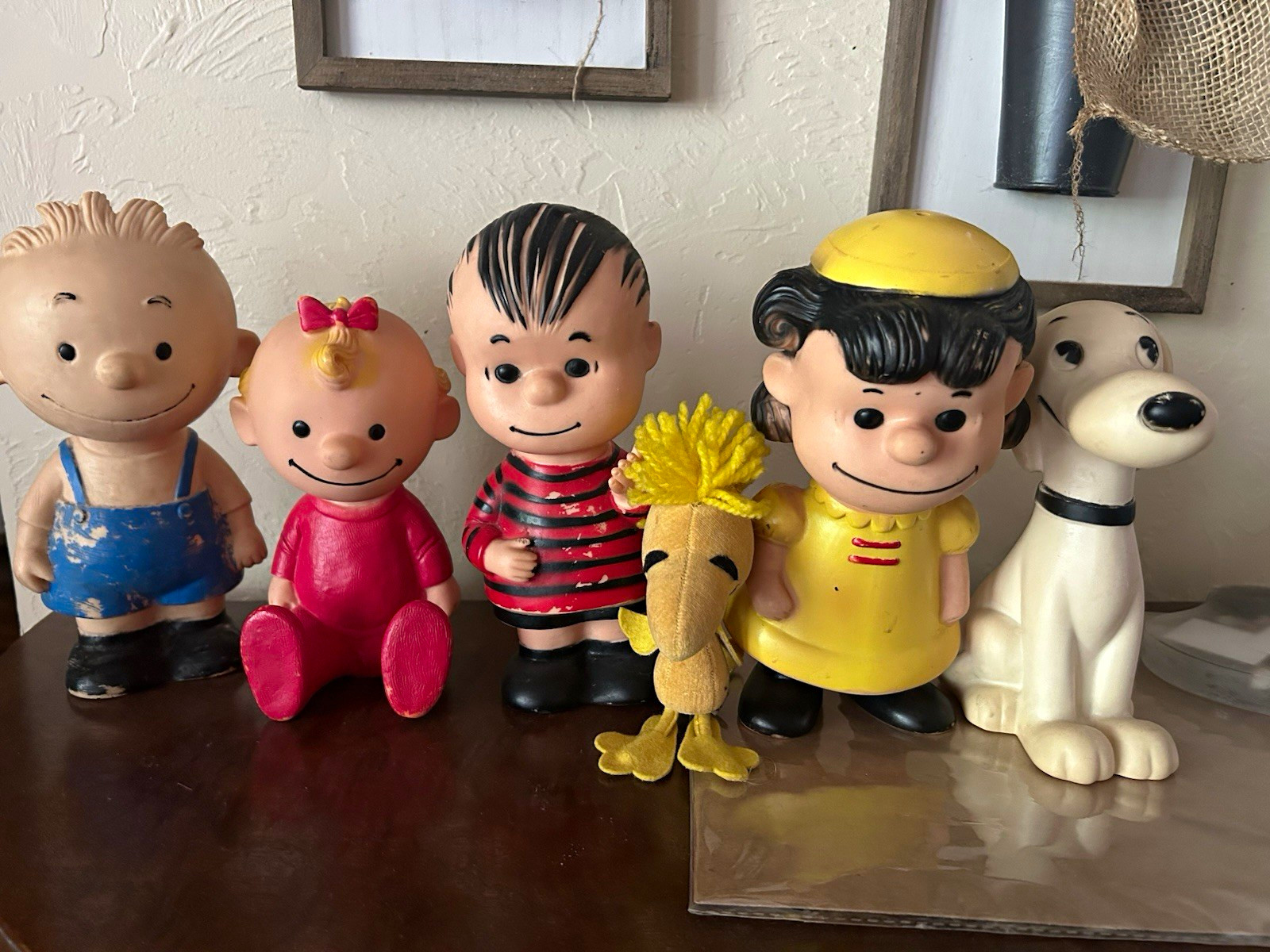 Vintage 1950/60s Peanuts characters.  Will consider splitting up set