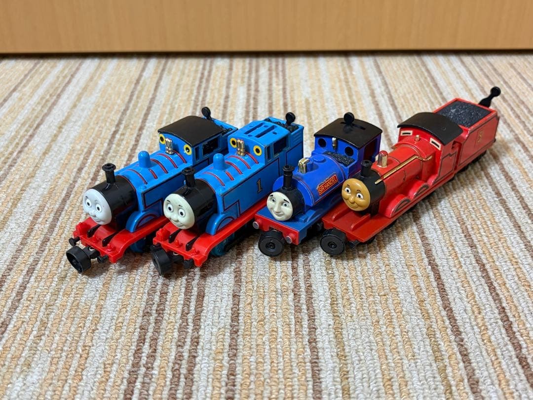 Bandai Thomas Engine Collection 4 Engines Thomas Sir Handel James Parts 15+ Bandai Thomas Engine Collection 4 Engines Thomas Sir Handel James Parts 15+
