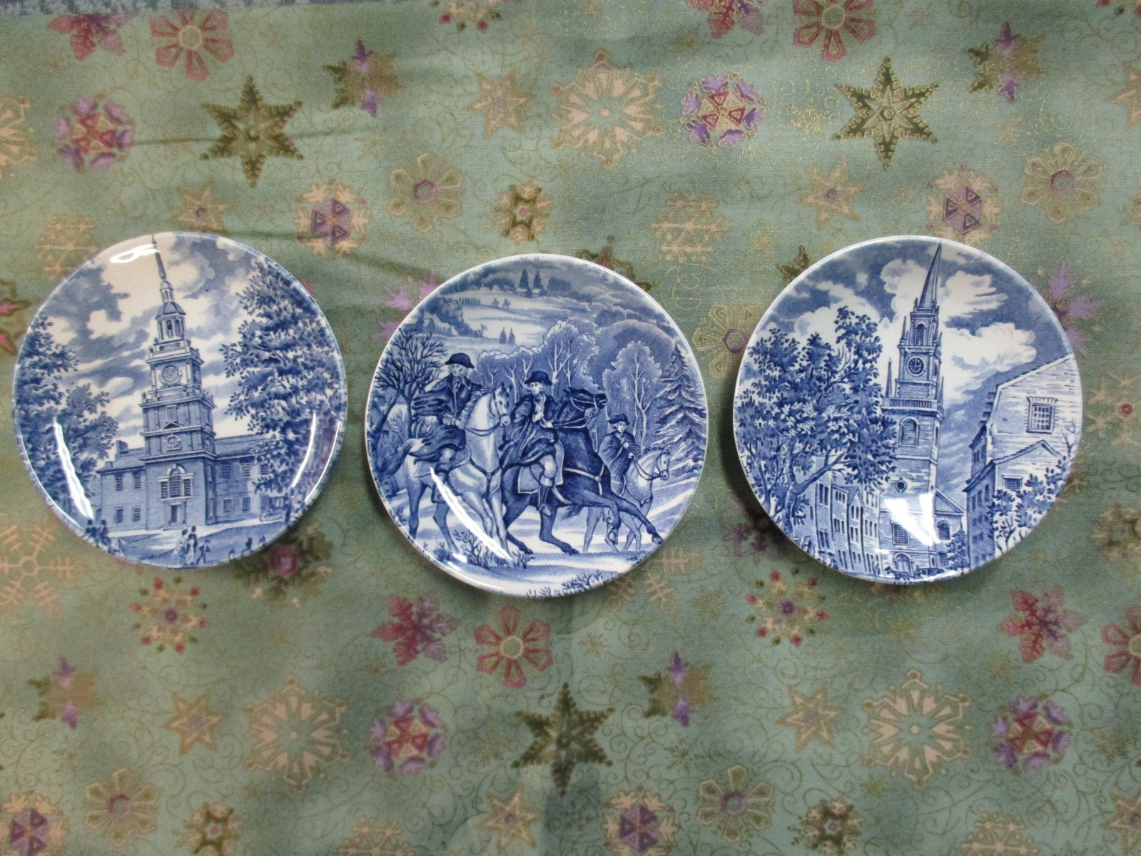 3 Liberty Blue Staffordshire Mini Plates, England, Historic Colonial Scenes 3 Liberty Blue Staffordshire Mini Plates, England, Historic Colonial Scenes