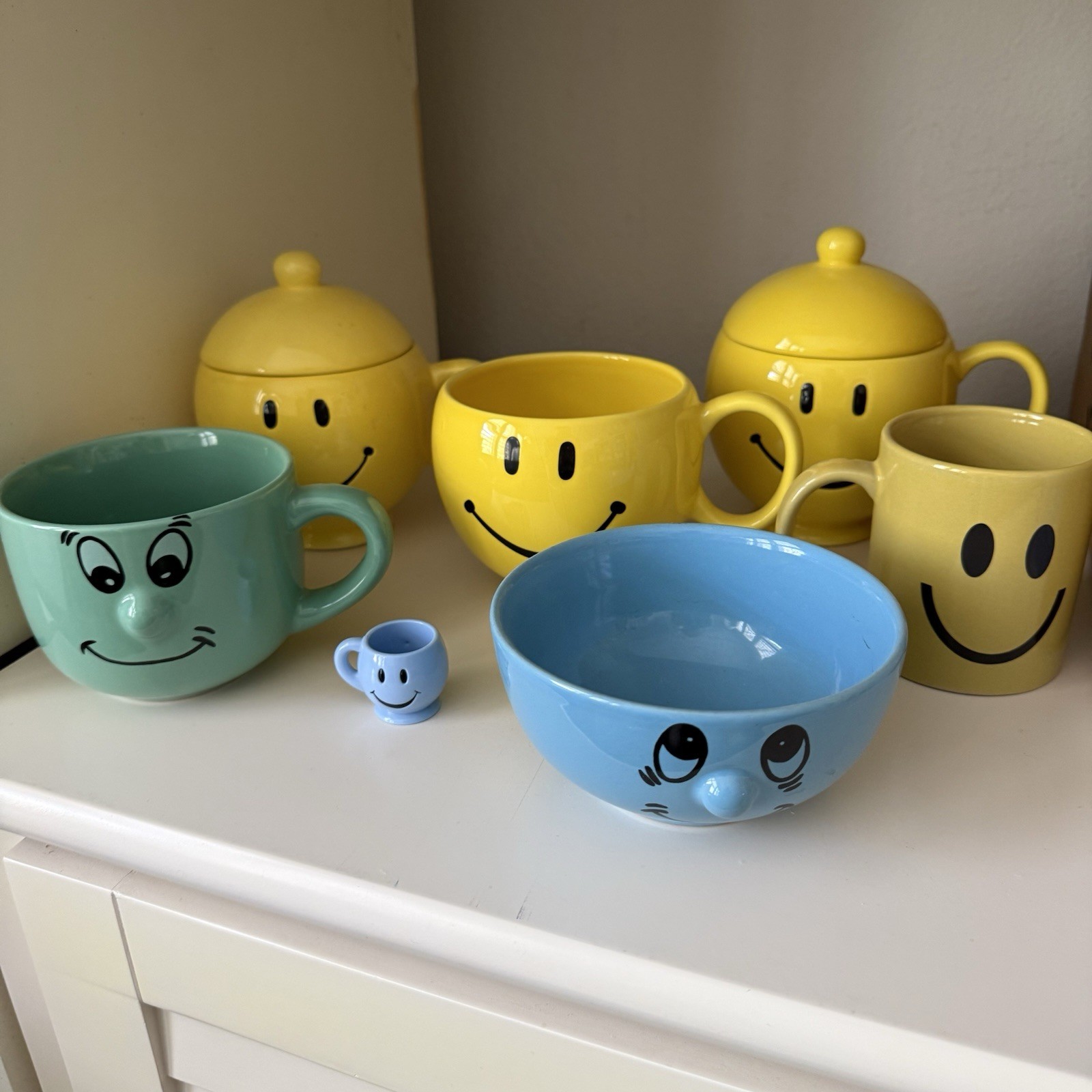 Smiley Face Mug Cup Coffee Tea Soup Planter Collection of 9 pieces