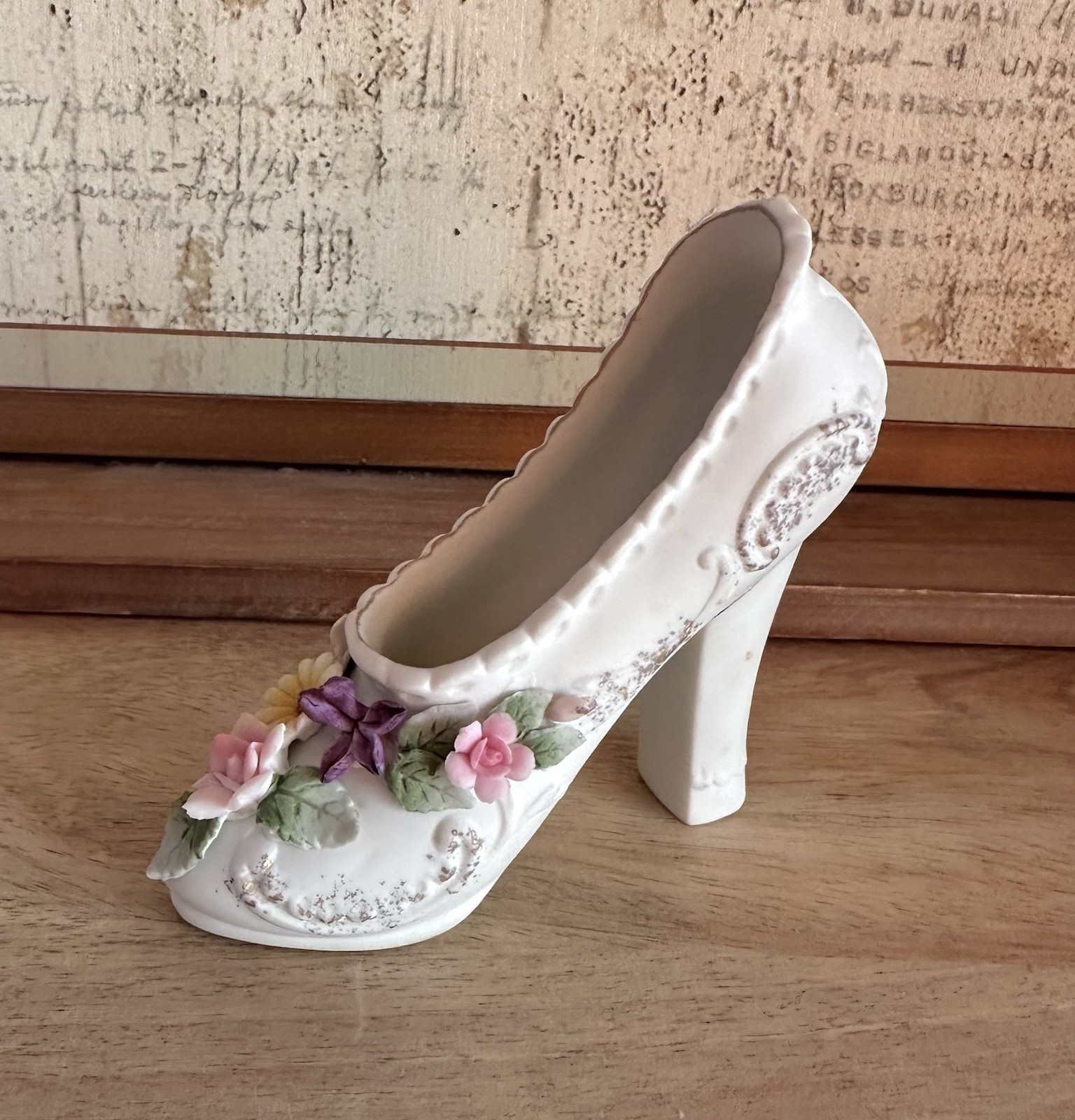 Vintage Lefton Porcelain delicate Floral Miniature Shoe, Gold trim collectible 