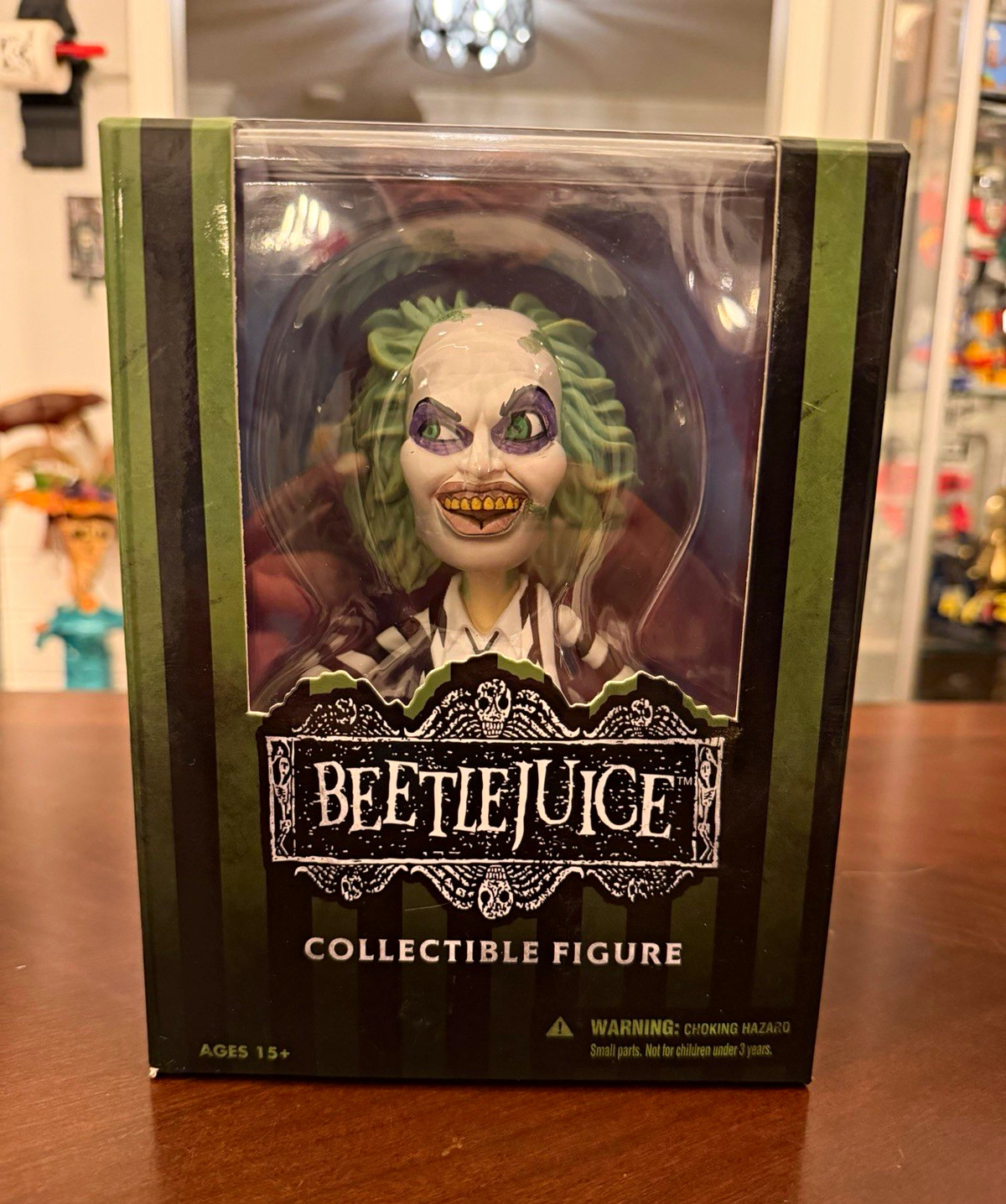Mezco Mez-Itz Beetlejuice Collectible Figure Beetlejuice Movie Age 15+